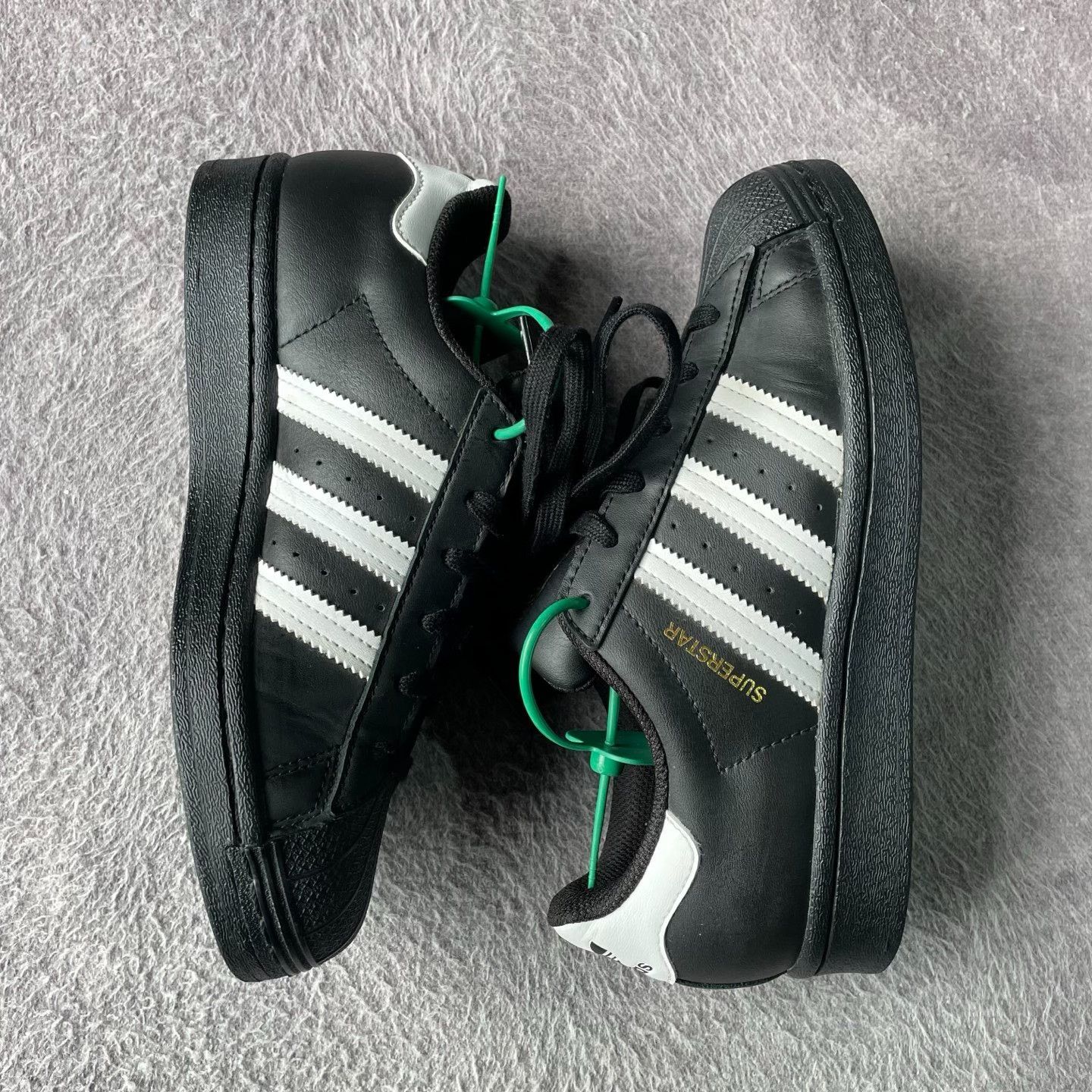 Adidas Adidas Black Lowtop Sneakers 36 Men Size US 5 / EU 37 - 8 Thumbnail
