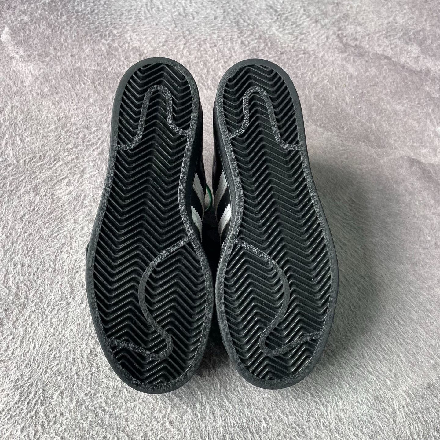 Adidas Adidas Black Lowtop Sneakers 36 Men Size US 5 / EU 37 - 4 Thumbnail