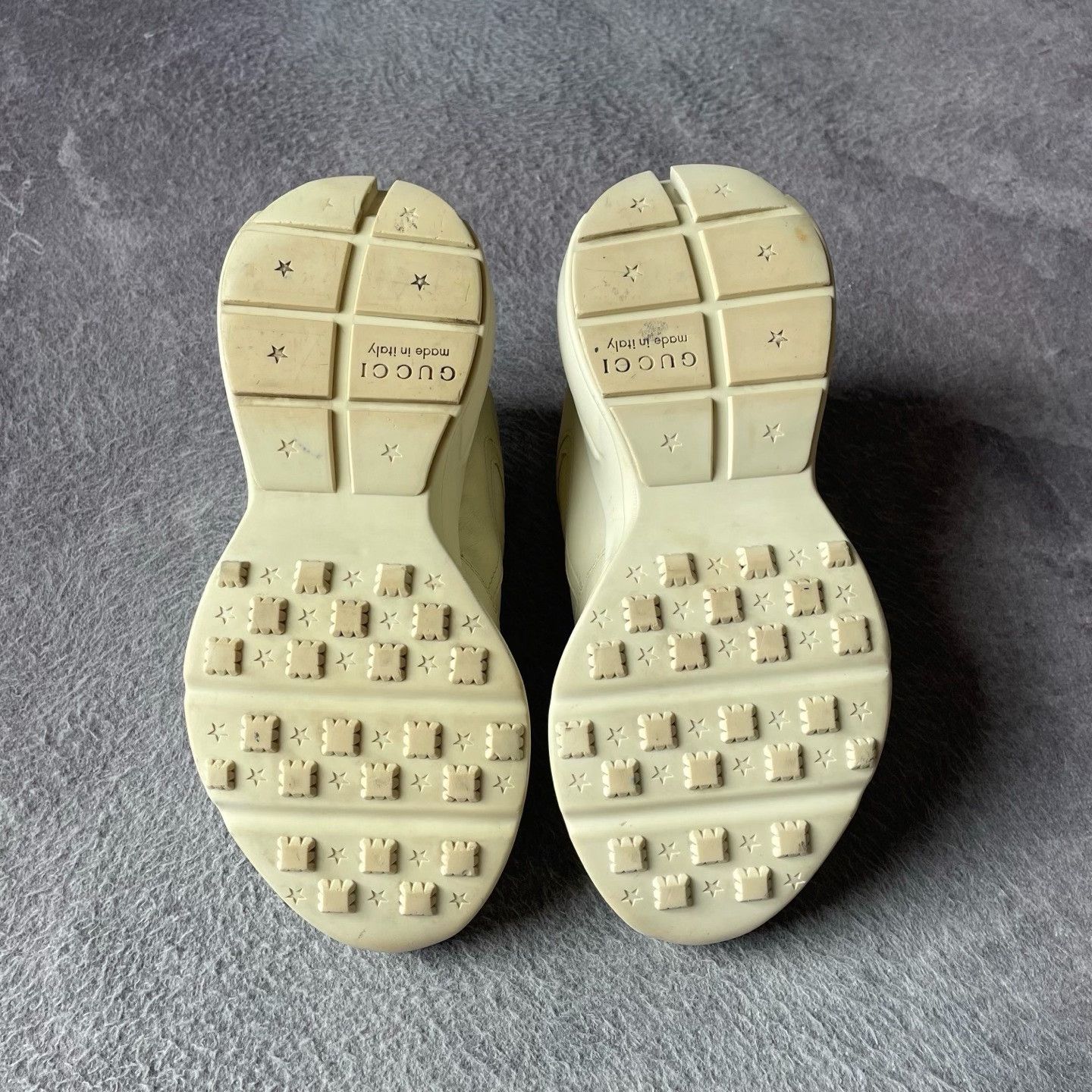Gucci Gucci White Lowtop Sneakers 37 Women Size US 6.5 / IT 36.5 - 4 Thumbnail