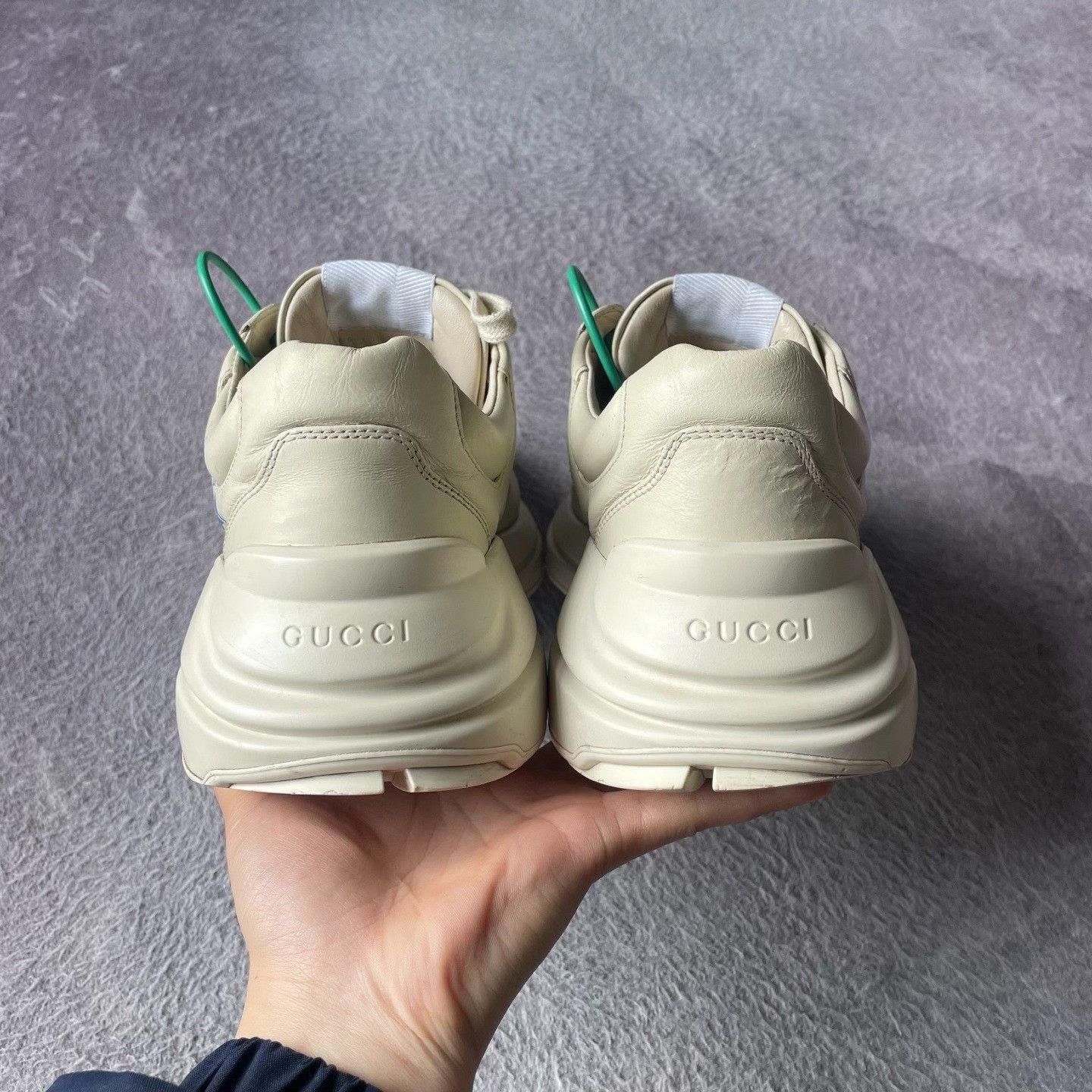 Gucci Gucci White Lowtop Sneakers L Men Size US 10 / EU 43 - 3 Thumbnail