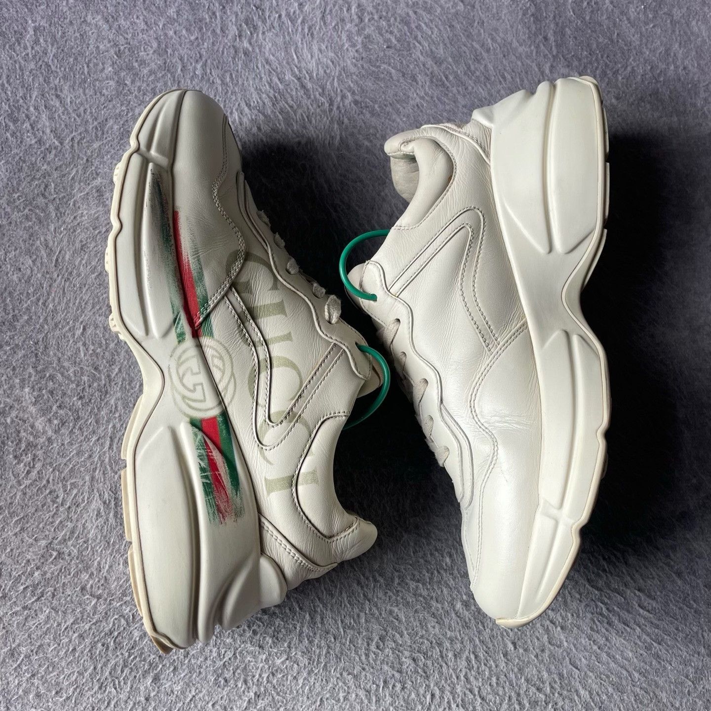 Gucci Gucci White Lowtop Sneakers 38 Women Size US 7.5 / IT 37.5 - 6 Thumbnail