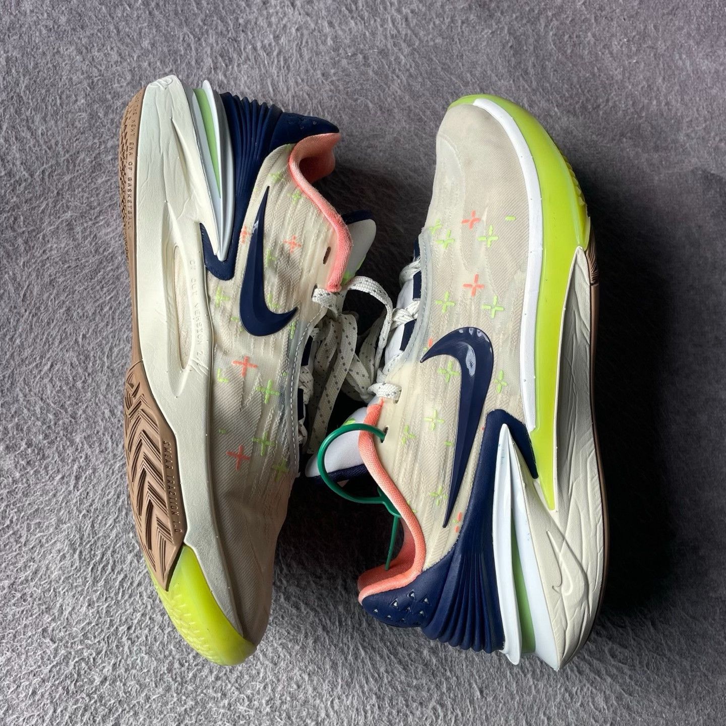 Nike Nike Green Lowtop Sneakers 42 Men Size US 9 / EU 42 - 7 Thumbnail