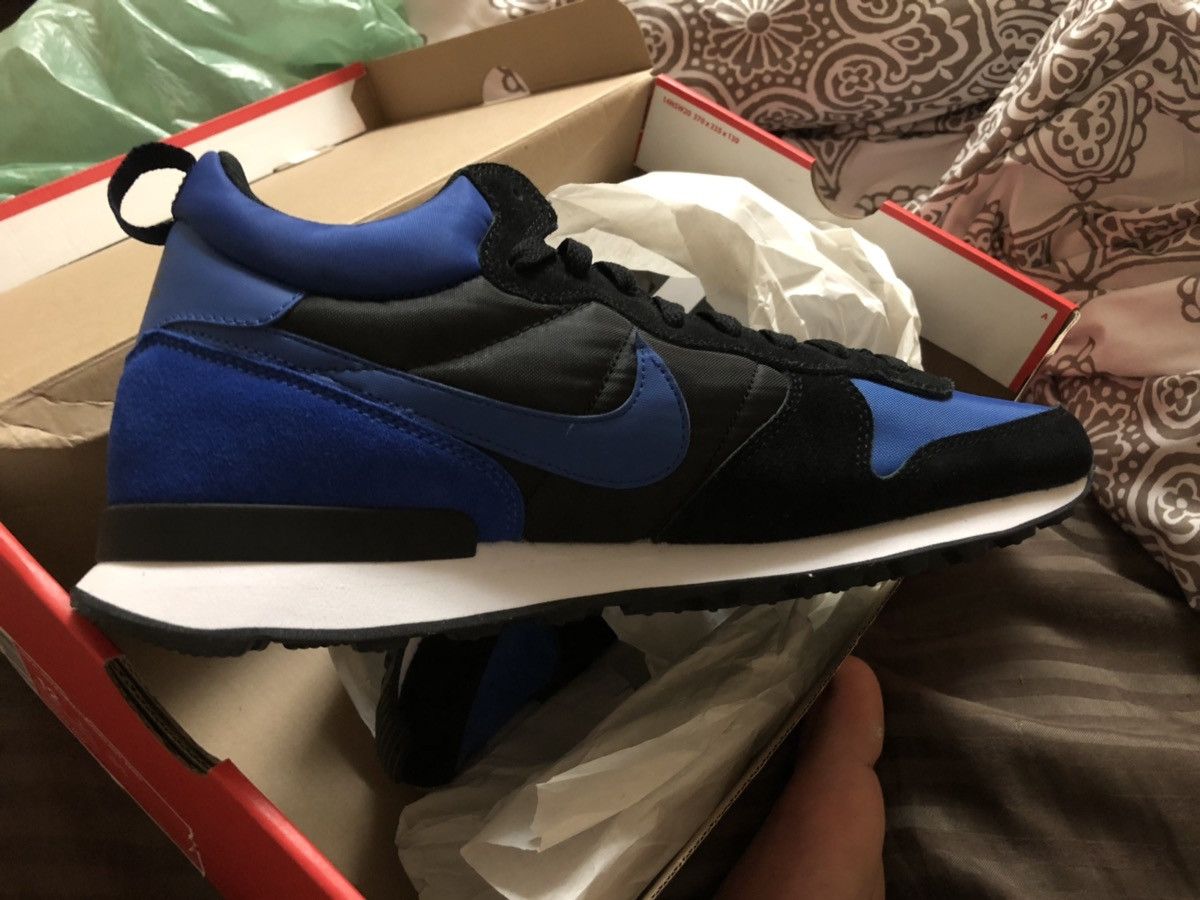 Nike Internationalist Mid Varsity Royal Grailed