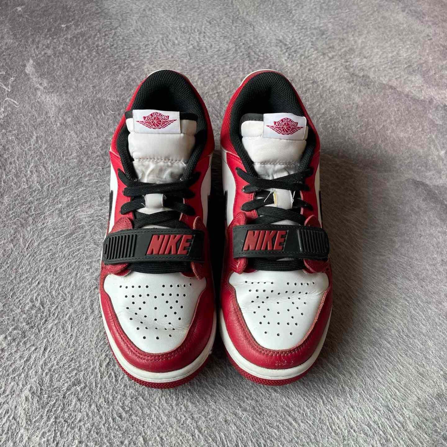 Nike Nike Red Lowtop Sneakers 40 Men Size US 7.5 / EU 40-41 - 2 Thumbnail