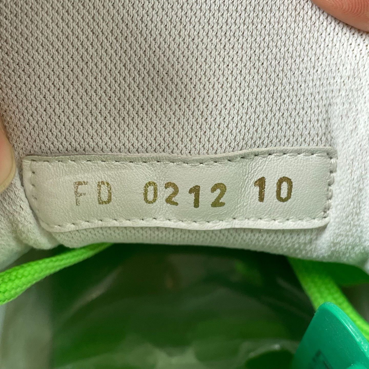 Louis Vuitton Louis Vuitton Training Green Lowtop Sneakers 44 Men Size US 10.5 / EU 43-44 - 5 Thumbnail