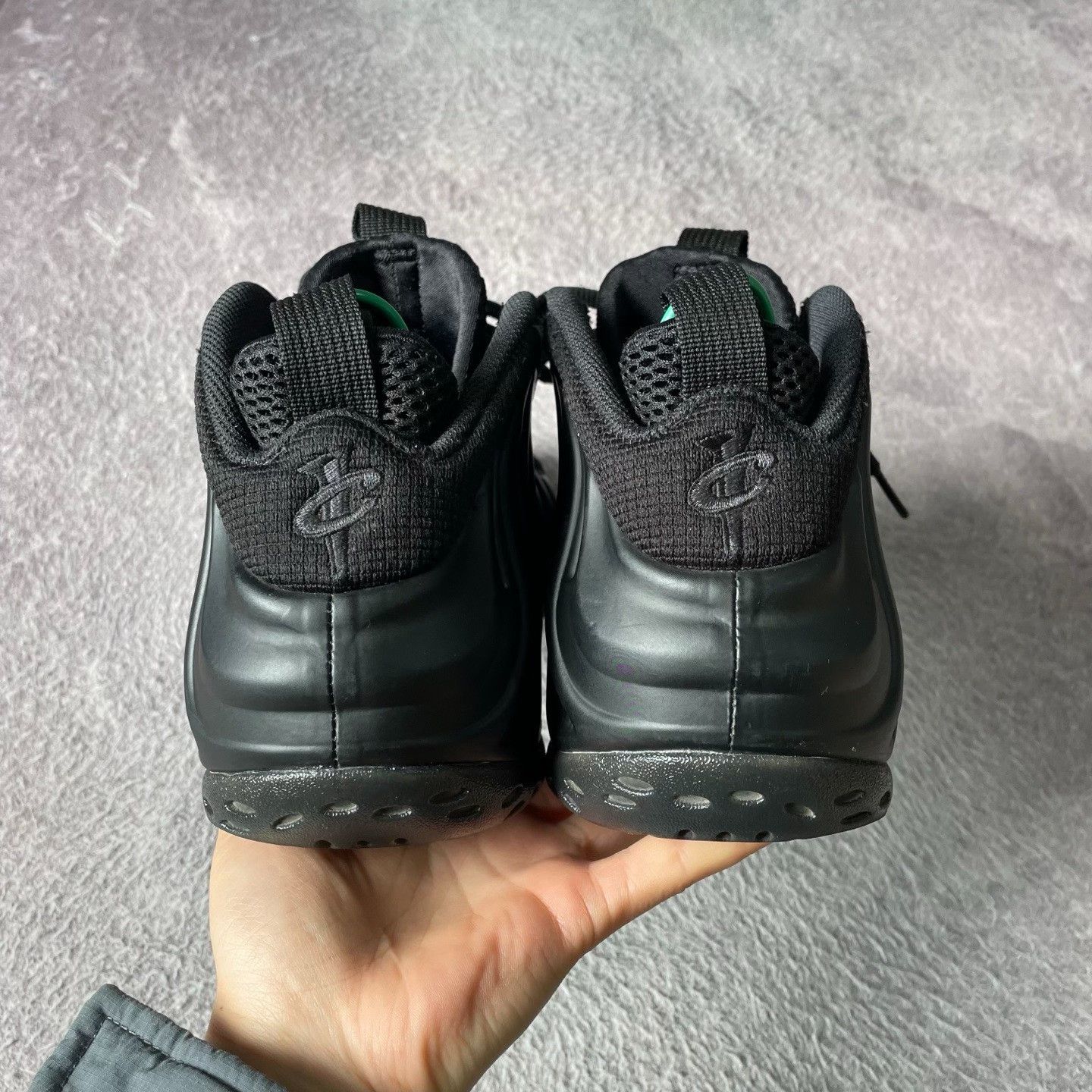 Nike Nike Black Lowtop Sneakers 42 Men Size US 9 / EU 42 - 3 Thumbnail