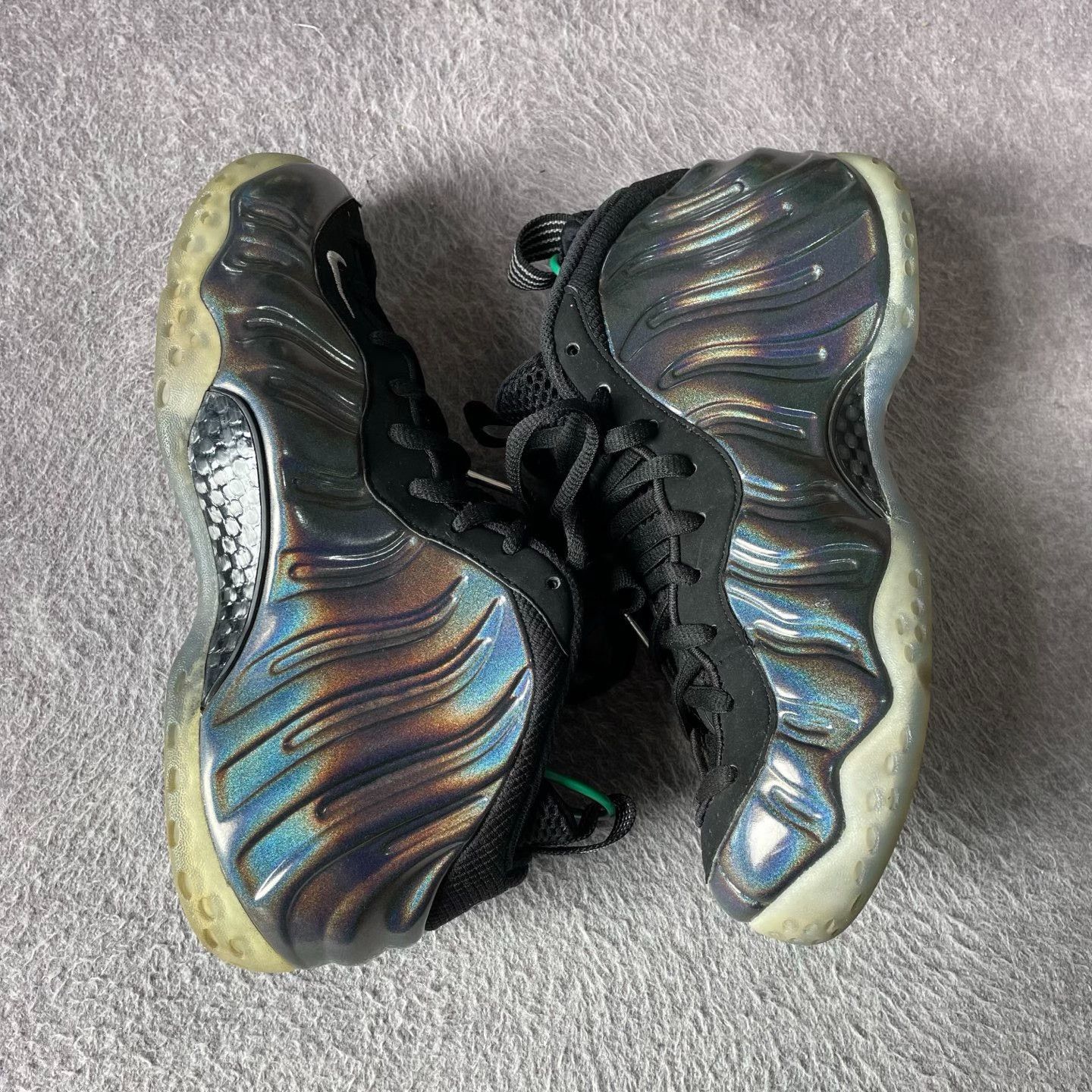 Nike Nike Holographic Lowtop Sneakers 40 Men Size US 7.5 / EU 40-41 - 6 Thumbnail