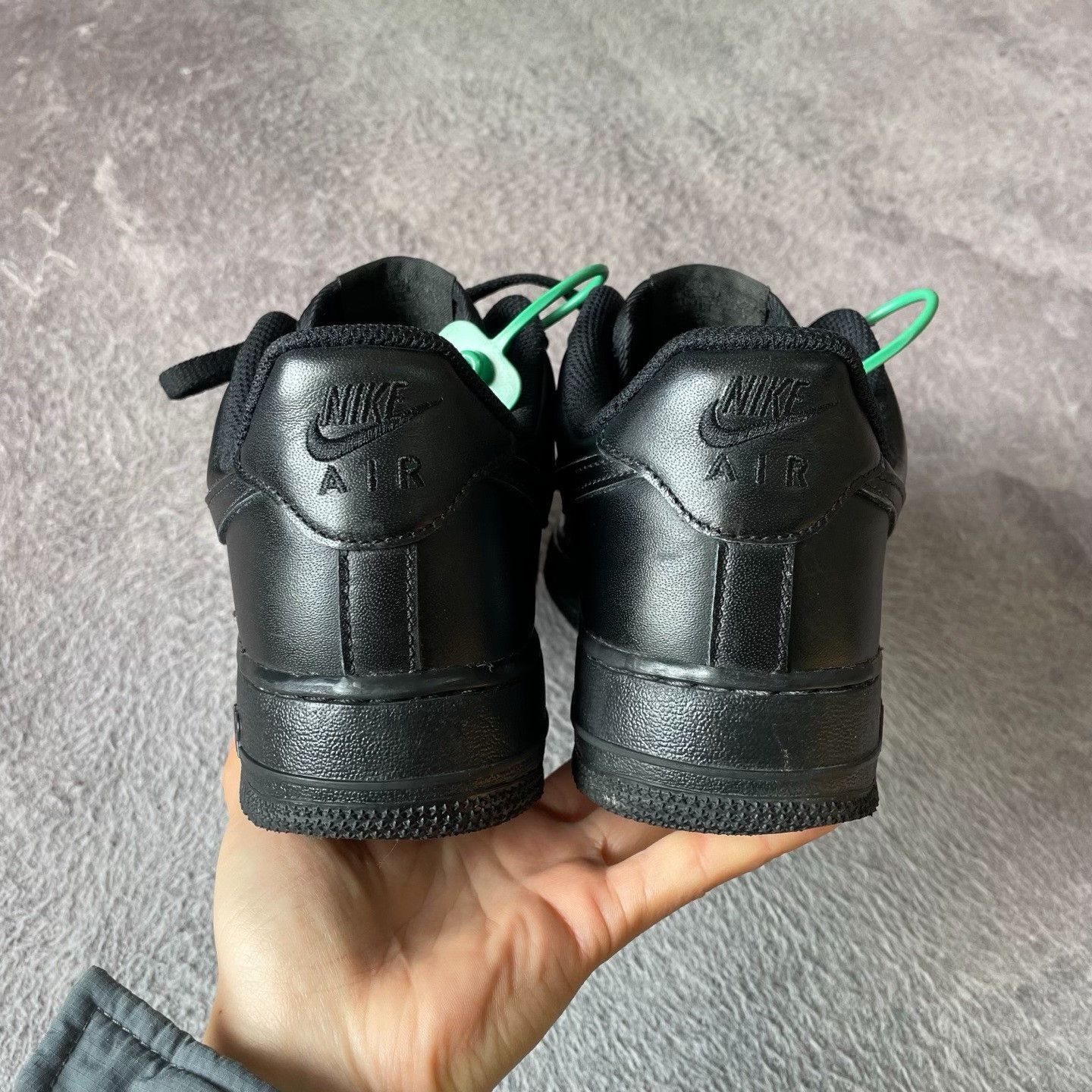 Nike Nike Black Lowtop Sneakers 40 Men Size US 7.5 / EU 40-41 - 2 Thumbnail