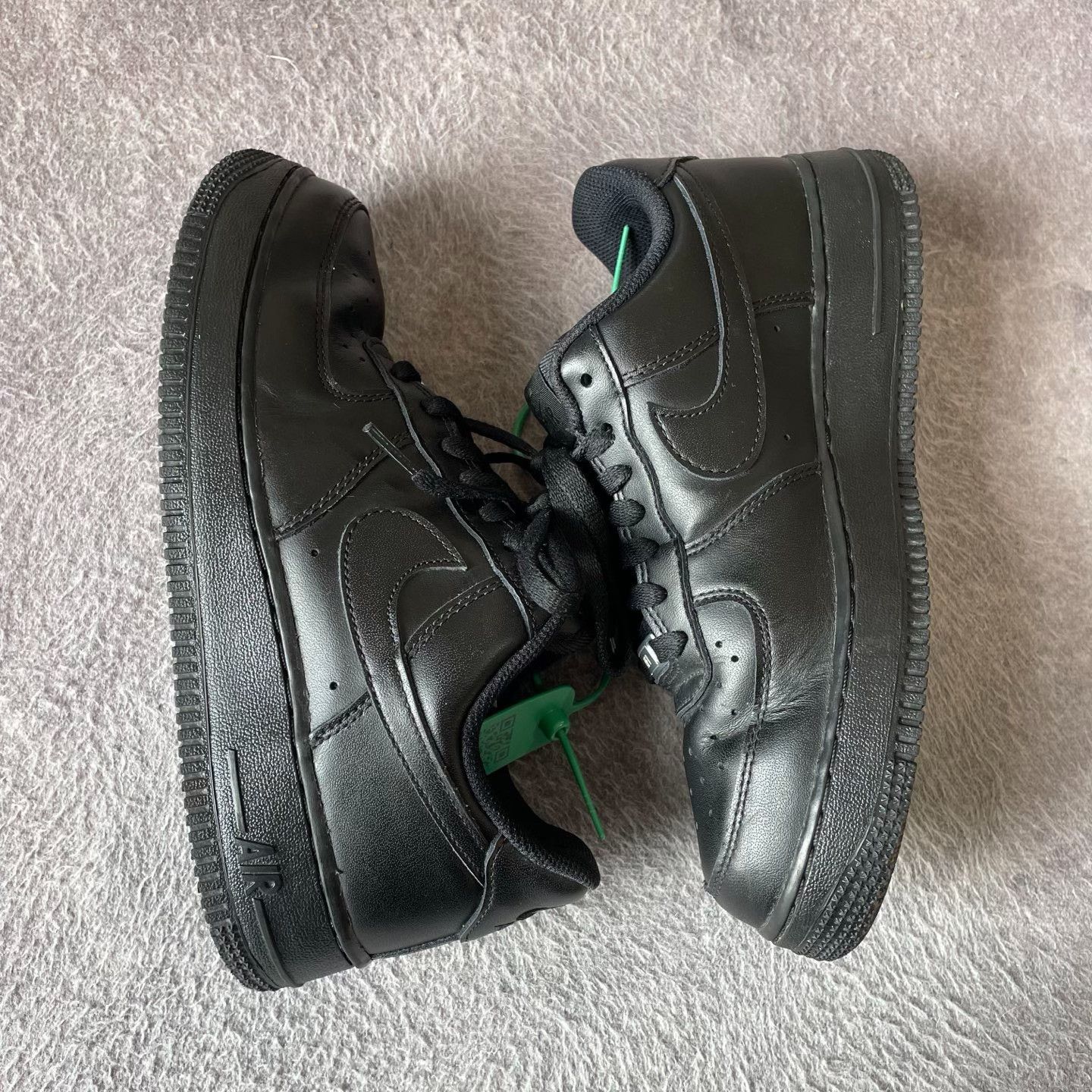 Nike Nike Black Lowtop Sneakers 40 Men Size US 7.5 / EU 40-41 - 5 Thumbnail