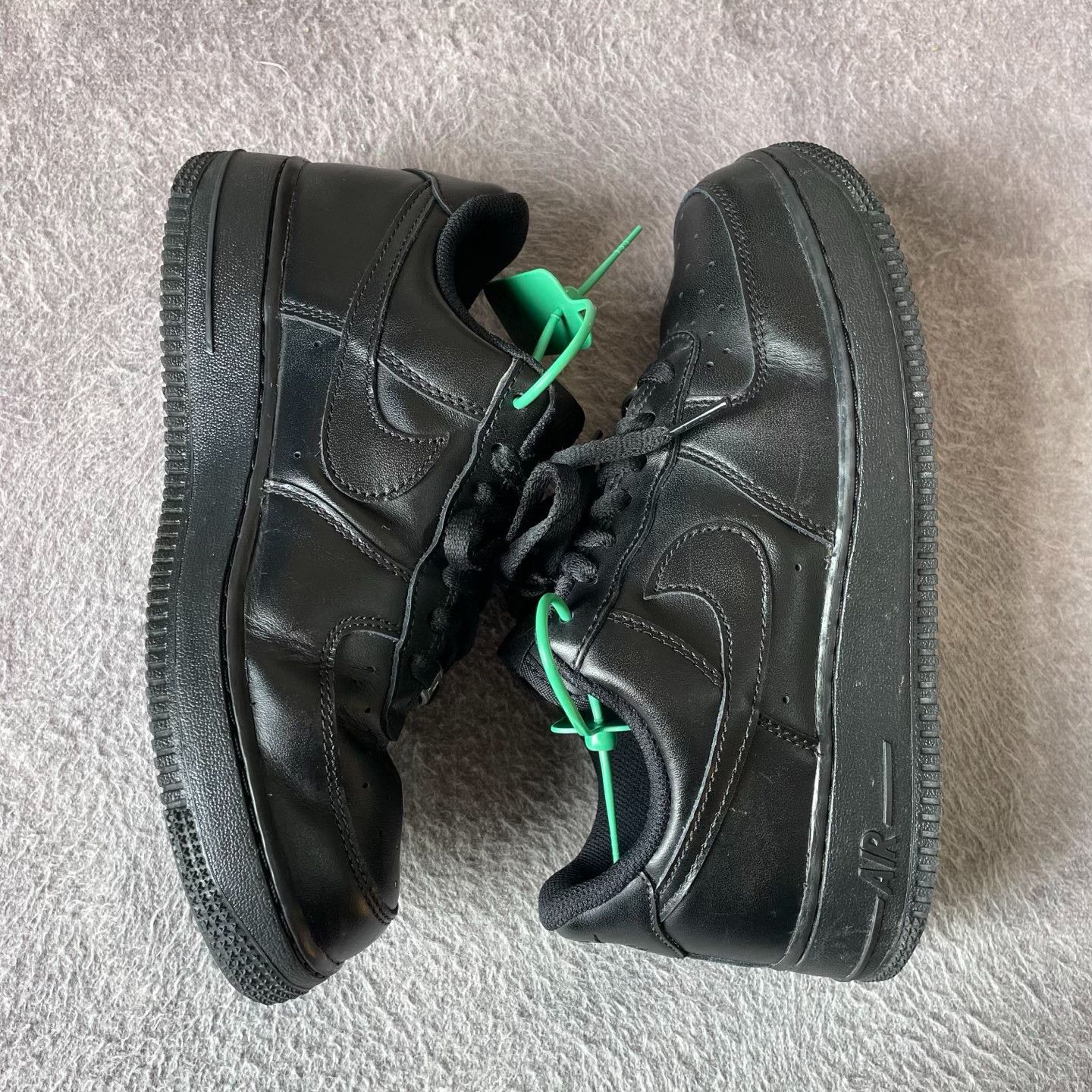 Nike Nike Black Lowtop Sneakers 40 Men Size US 7.5 / EU 40-41 - 6 Thumbnail
