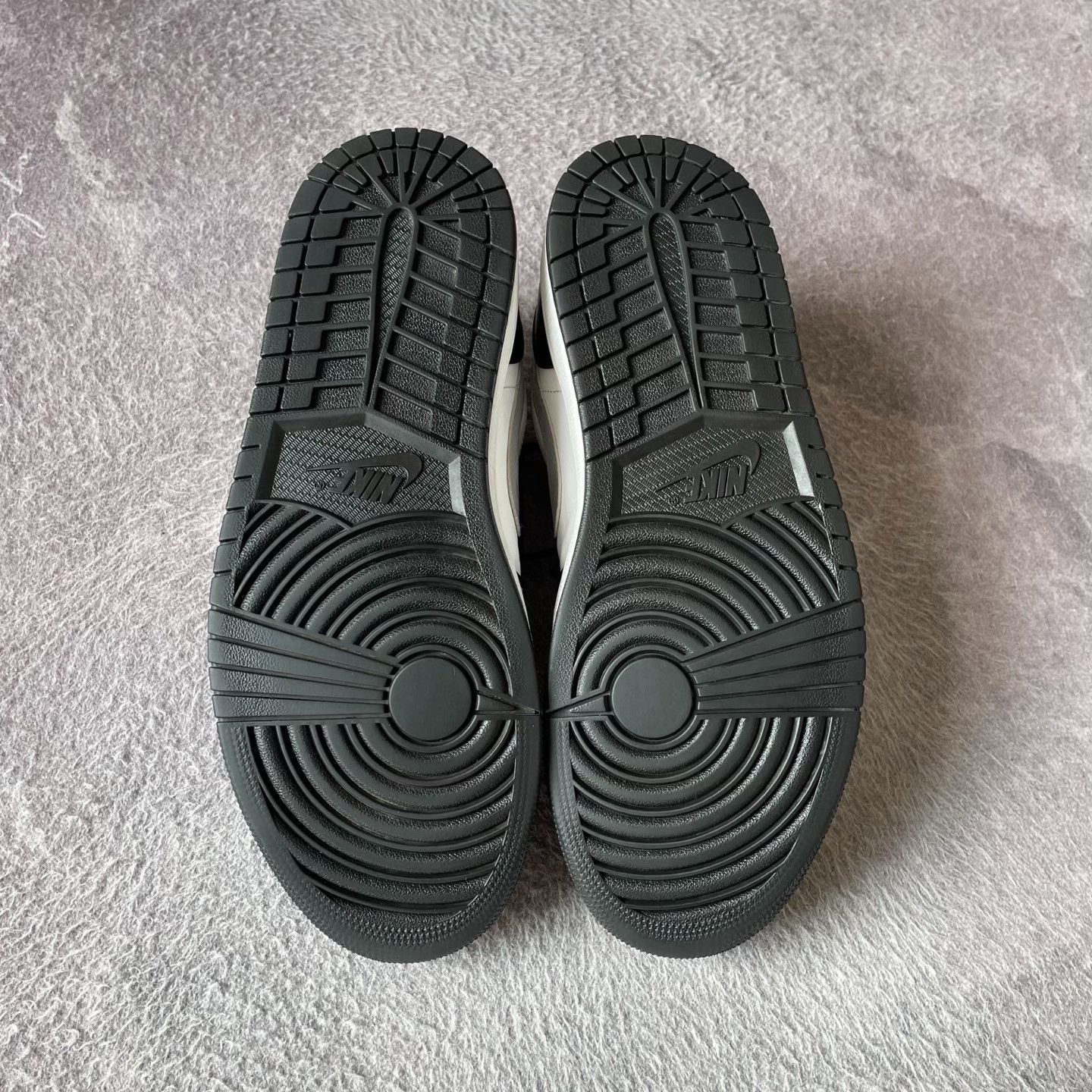 Nike Nike Black Lowtop Sneakers 44 Men Size US 10.5 / EU 43-44 - 4 Thumbnail