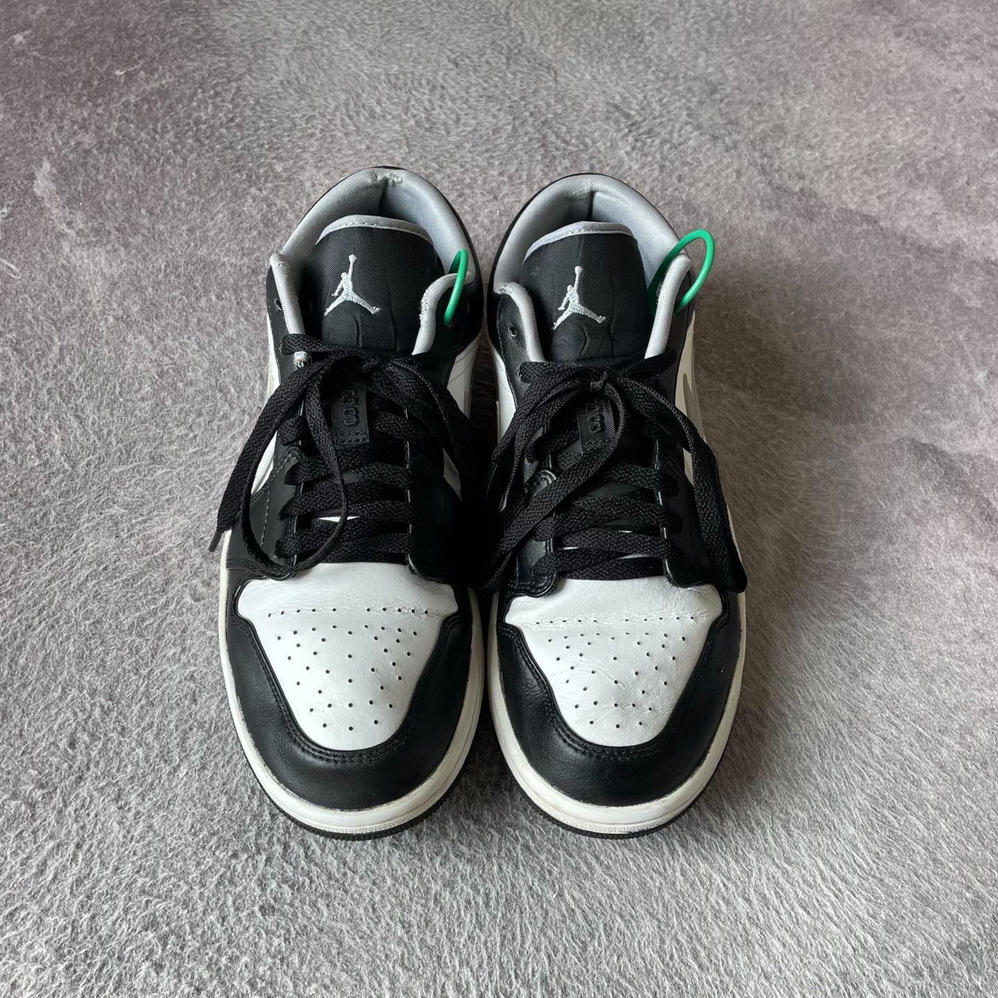 Nike Nike Black Lowtop Sneakers 44 Men Size US 10.5 / EU 43-44 - 2 Thumbnail