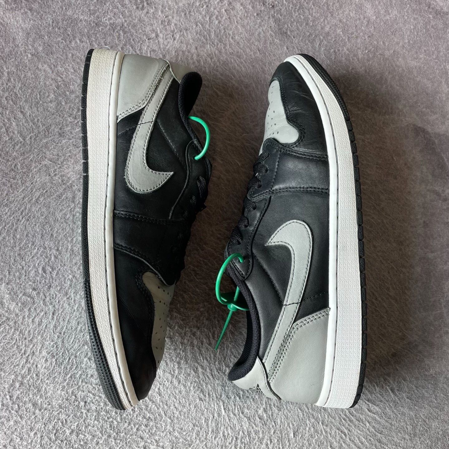 Nike Nike Retro Gray Lowtop Sneakers 46 Men Size US 12 / EU 45 - 8 Thumbnail