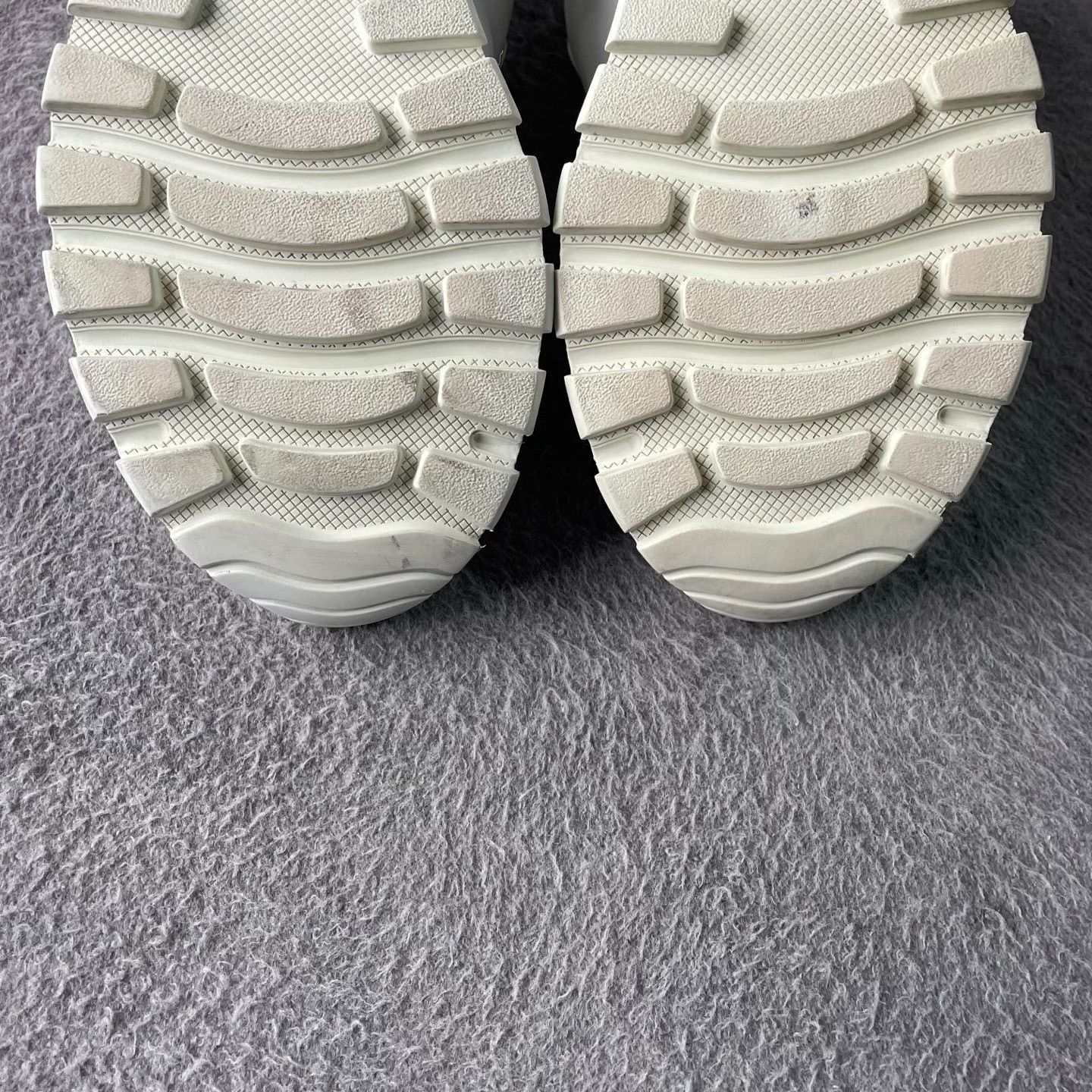 Prada Prada White Lowtop Sneakers 42 Men Size US 9 / EU 42 - 5 Thumbnail