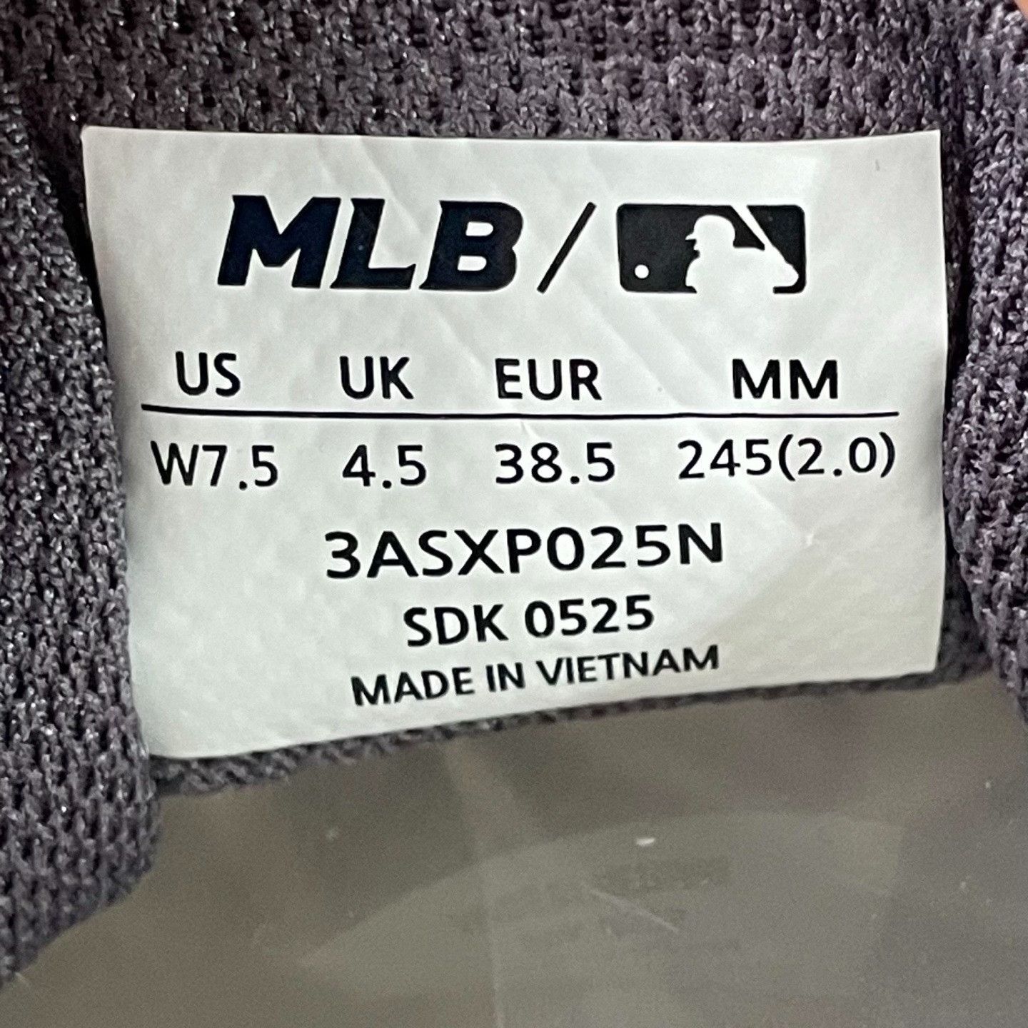Other Gray Lowtop Sneakers 38.5 Men Size US 6.5 / EU 39-40 - 5 Thumbnail