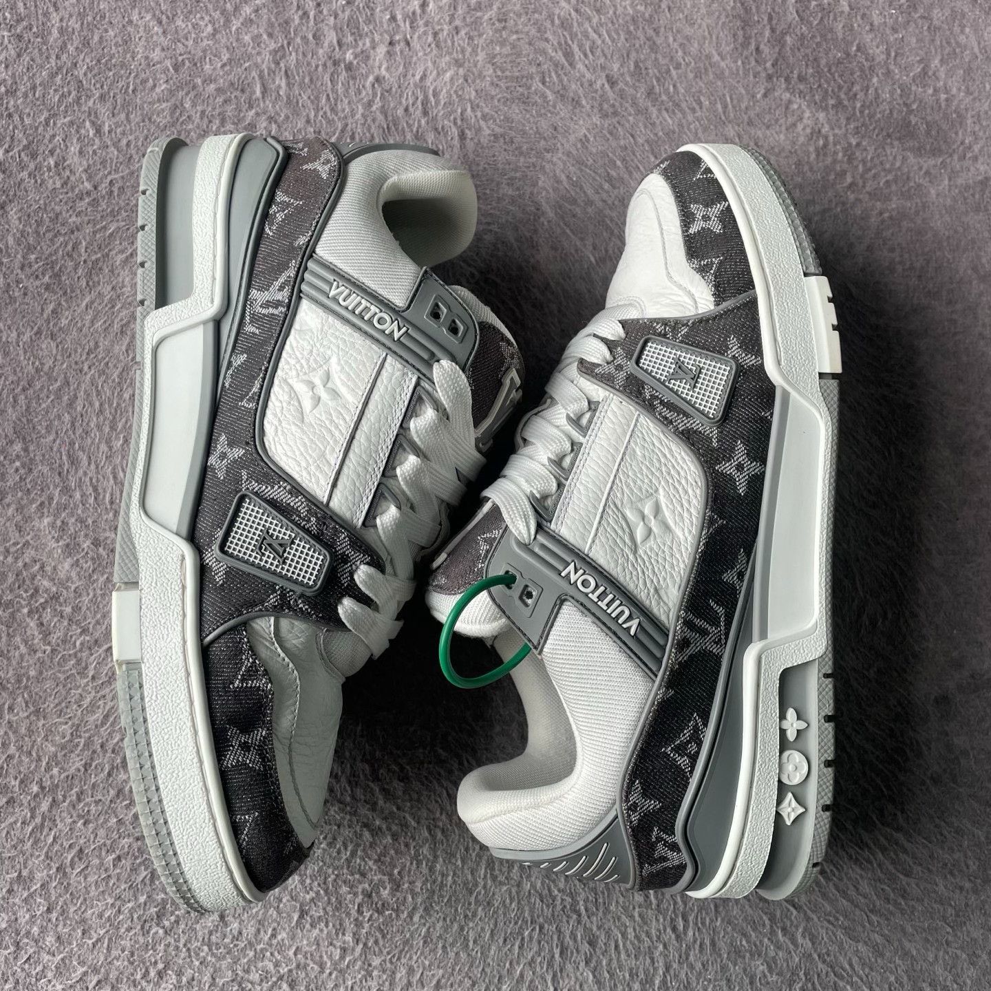 Louis Vuitton Louis Vuitton Training Denim White Lowtop Sneakers 40 Men Size US 7.5 / EU 40-41 - 7 Thumbnail