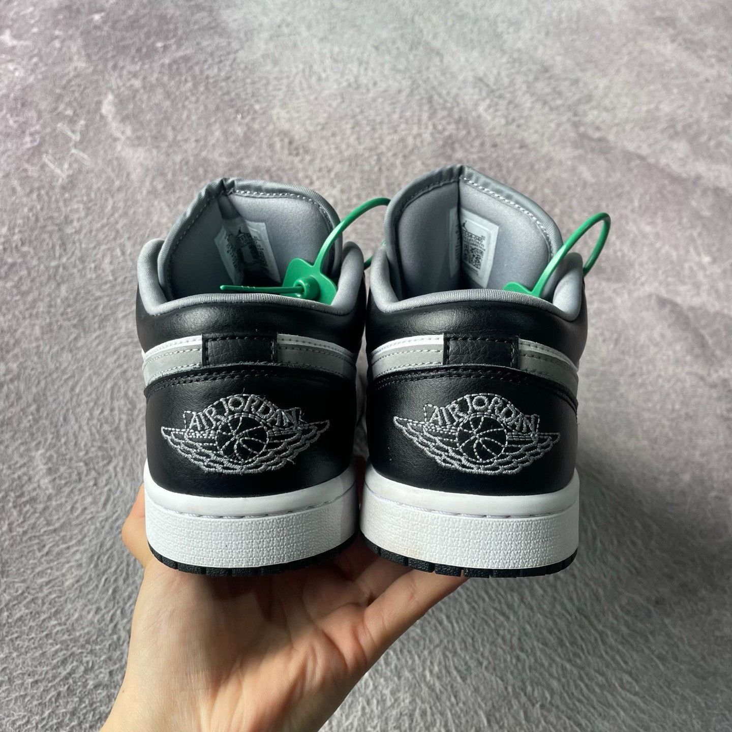 Nike Nike Black Lowtop Sneakers 41 Men Size US 8.5 / EU 41-42 - 3 Thumbnail