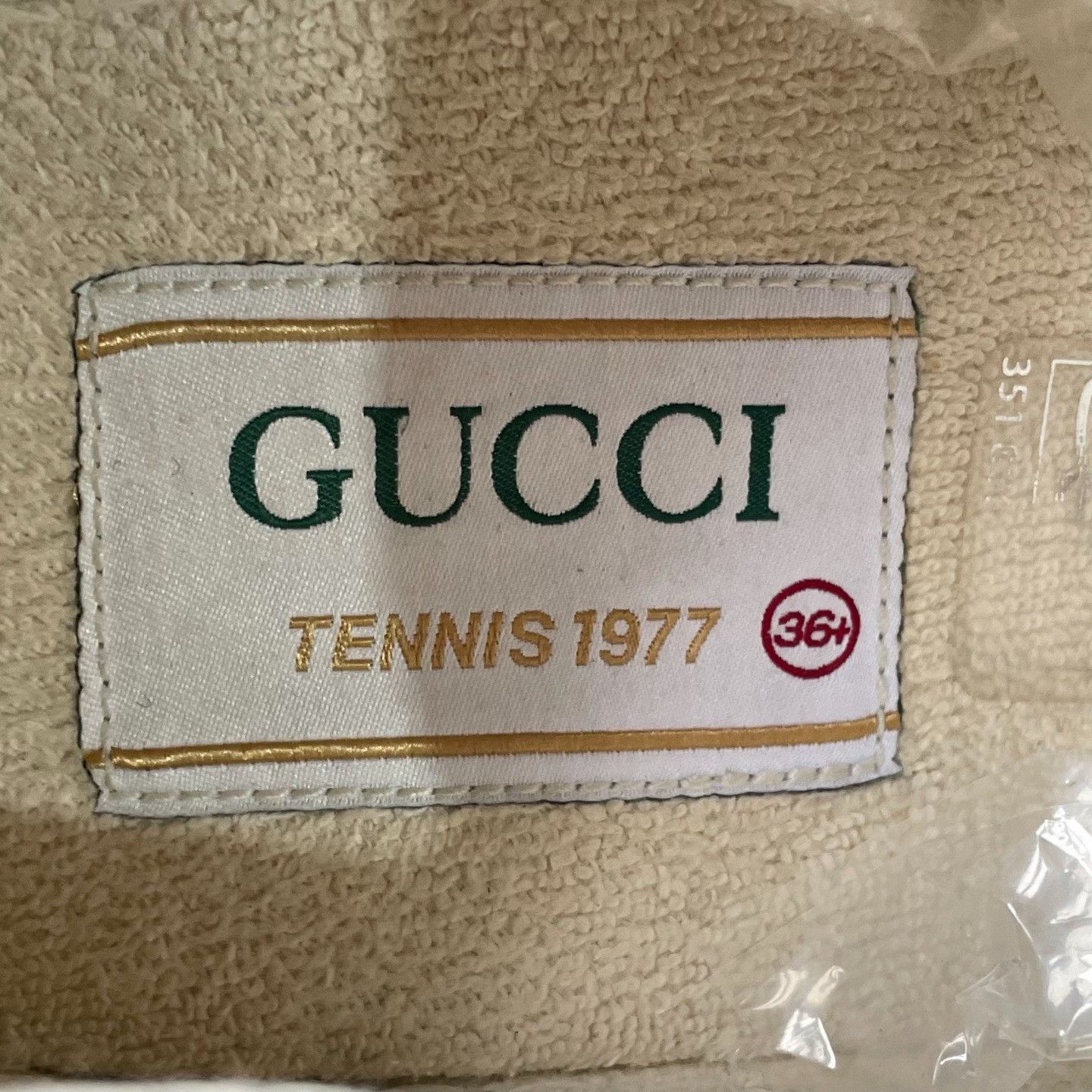Gucci Gucci White Lowtop Sneakers 36.5 Women Size US 6 / IT 36 - 6 Thumbnail