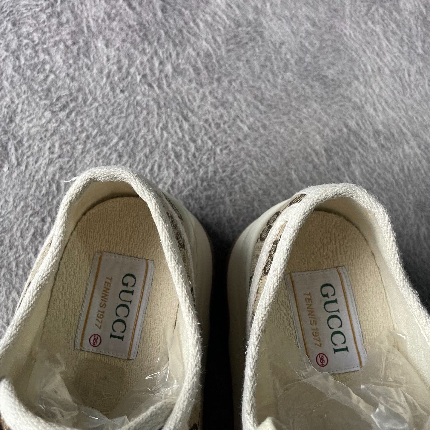Gucci Gucci White Lowtop Sneakers 36.5 Women Size US 6 / IT 36 - 9 Thumbnail