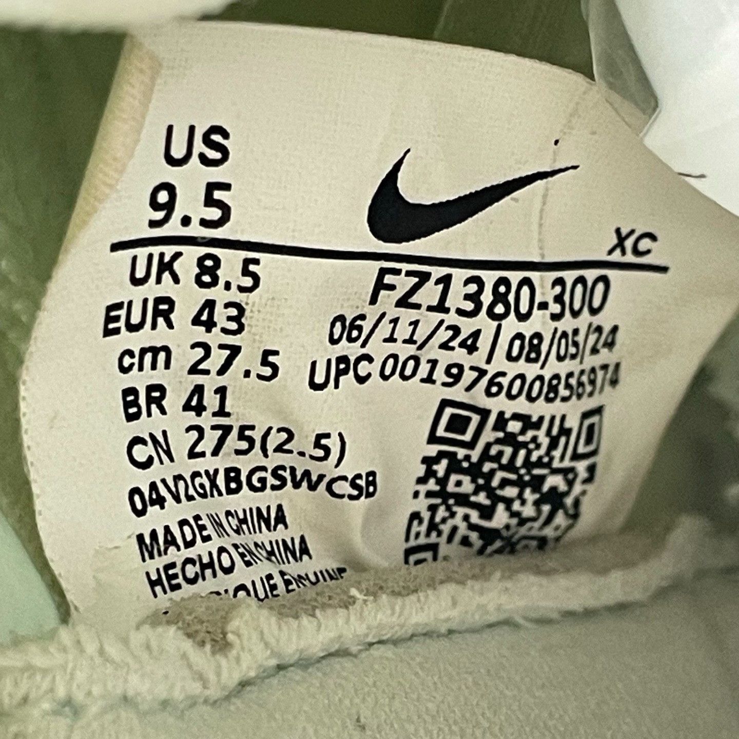 Nike Nike Orange Hoodie 43 Men Size US L / EU 52-54 / 3 - 5 Thumbnail