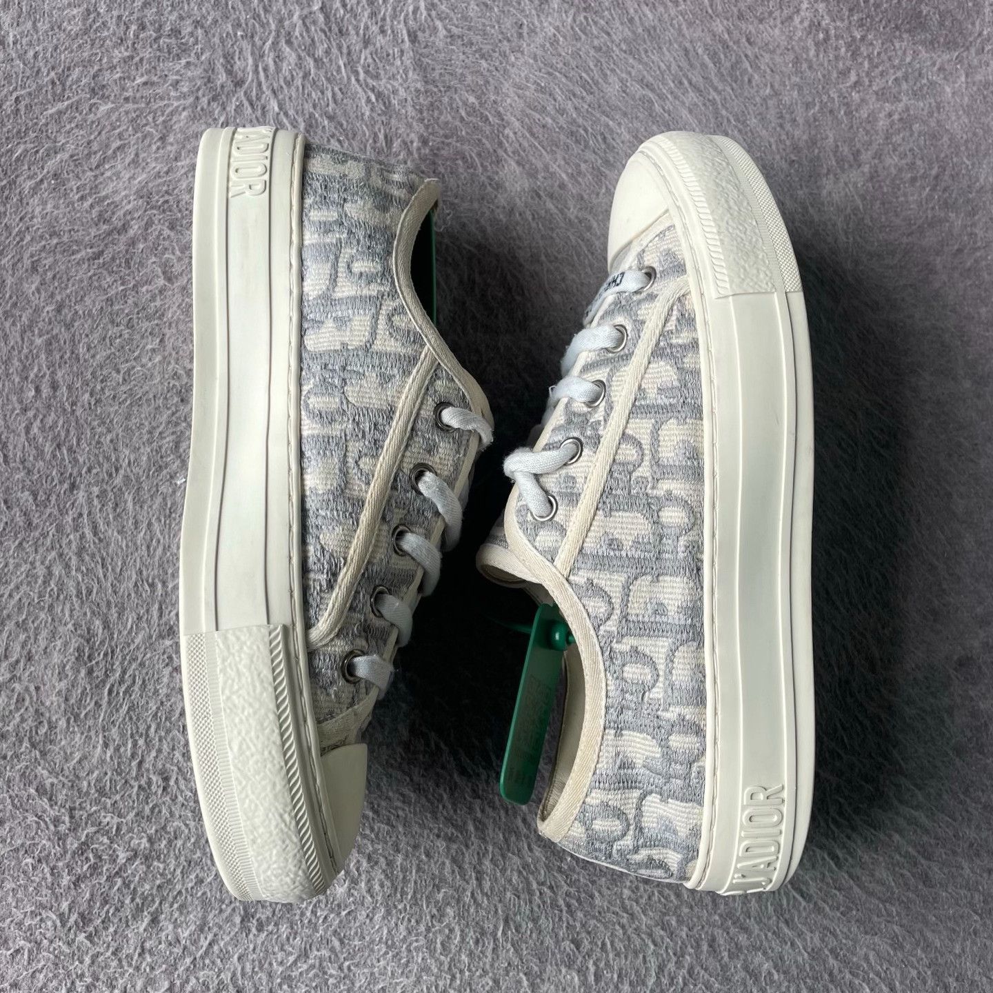 Dior Dior Gray Lowtop Sneakers S Women Size US 6 / IT 36 - 7 Thumbnail