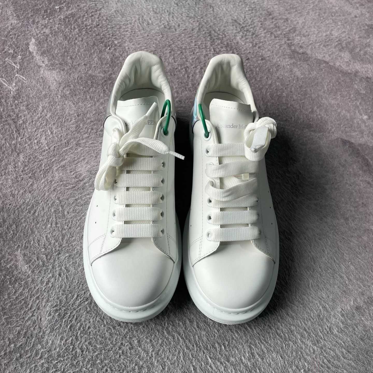 Alexander McQueen Alexander McQueen Laser White Lowtop Sneakers 41 Men Size US 8.5 / EU 41-42 - 2 Thumbnail