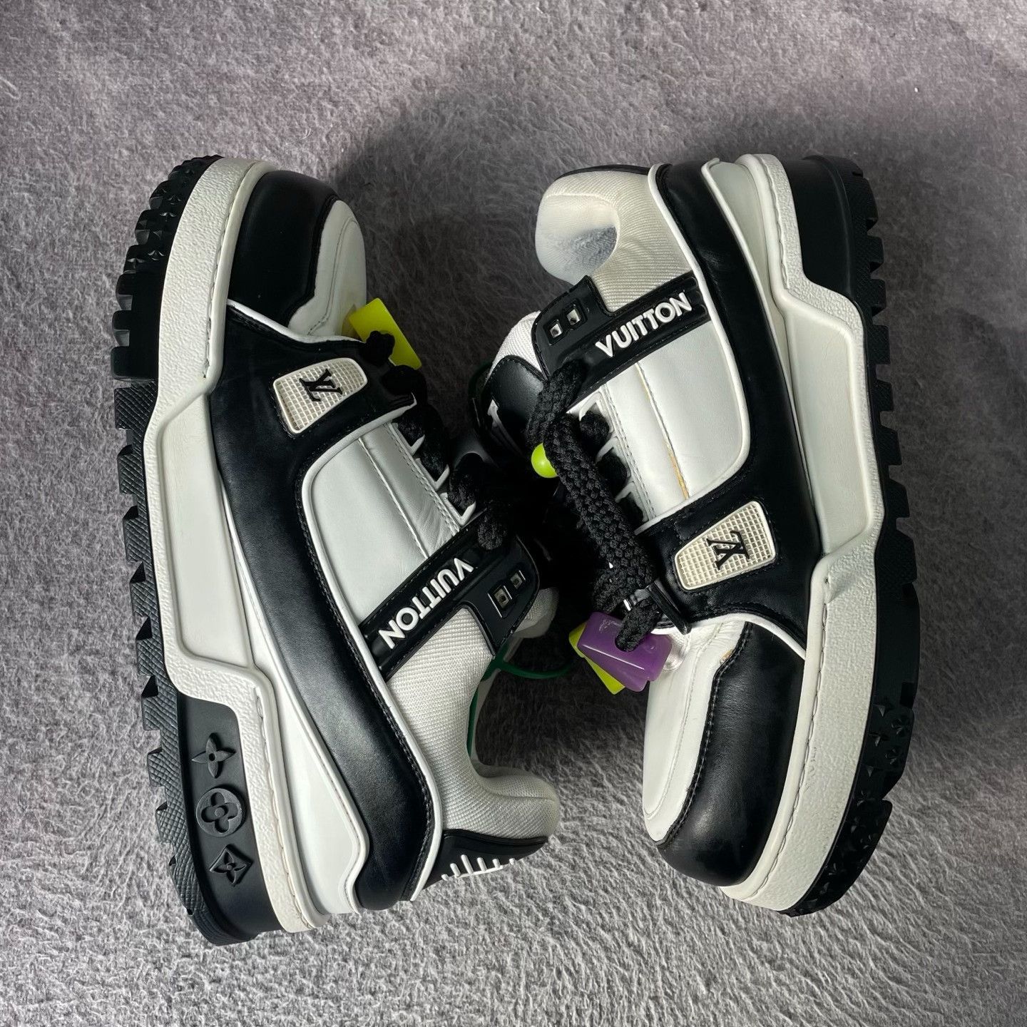 Louis Vuitton Louis Vuitton Training Black Lowtop Sneakers 41 Men Size US 8.5 / EU 41-42 - 6 Thumbnail