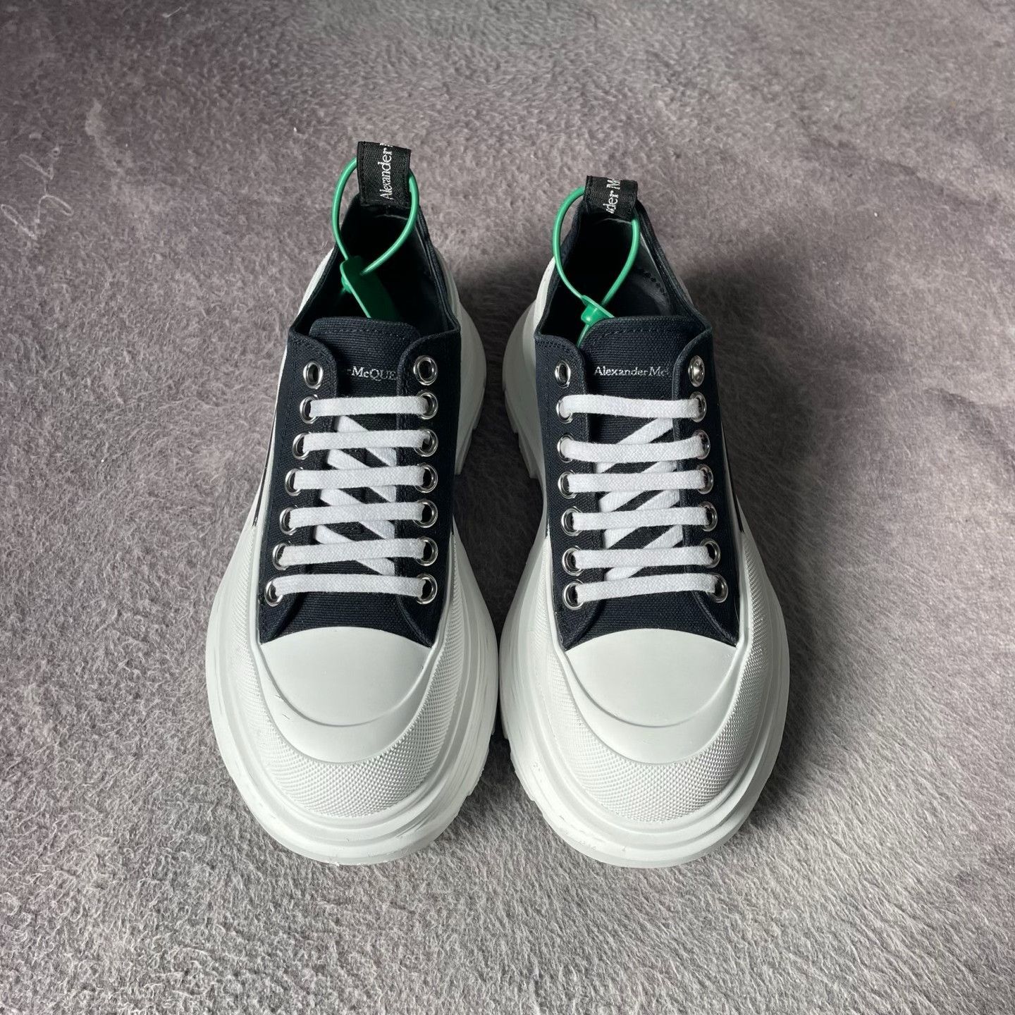 Alexander McQueen Alexander McQueen White Boots 37 Women Size US 6.5 / IT 36.5 - 2 Thumbnail