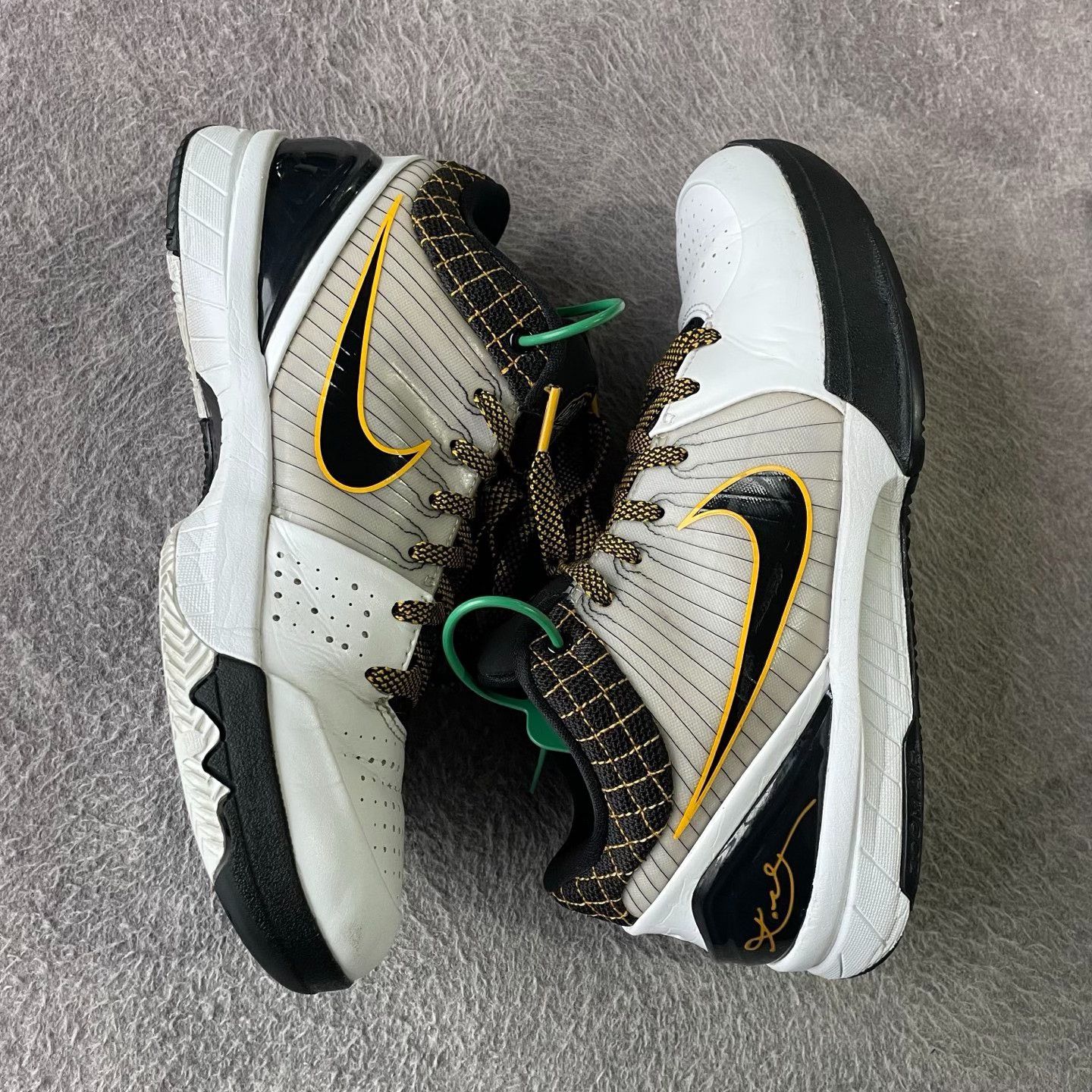 Nike Nike Yellow Lowtop Sneakers 40 Men Size US 7.5 / EU 40-41 - 8 Thumbnail