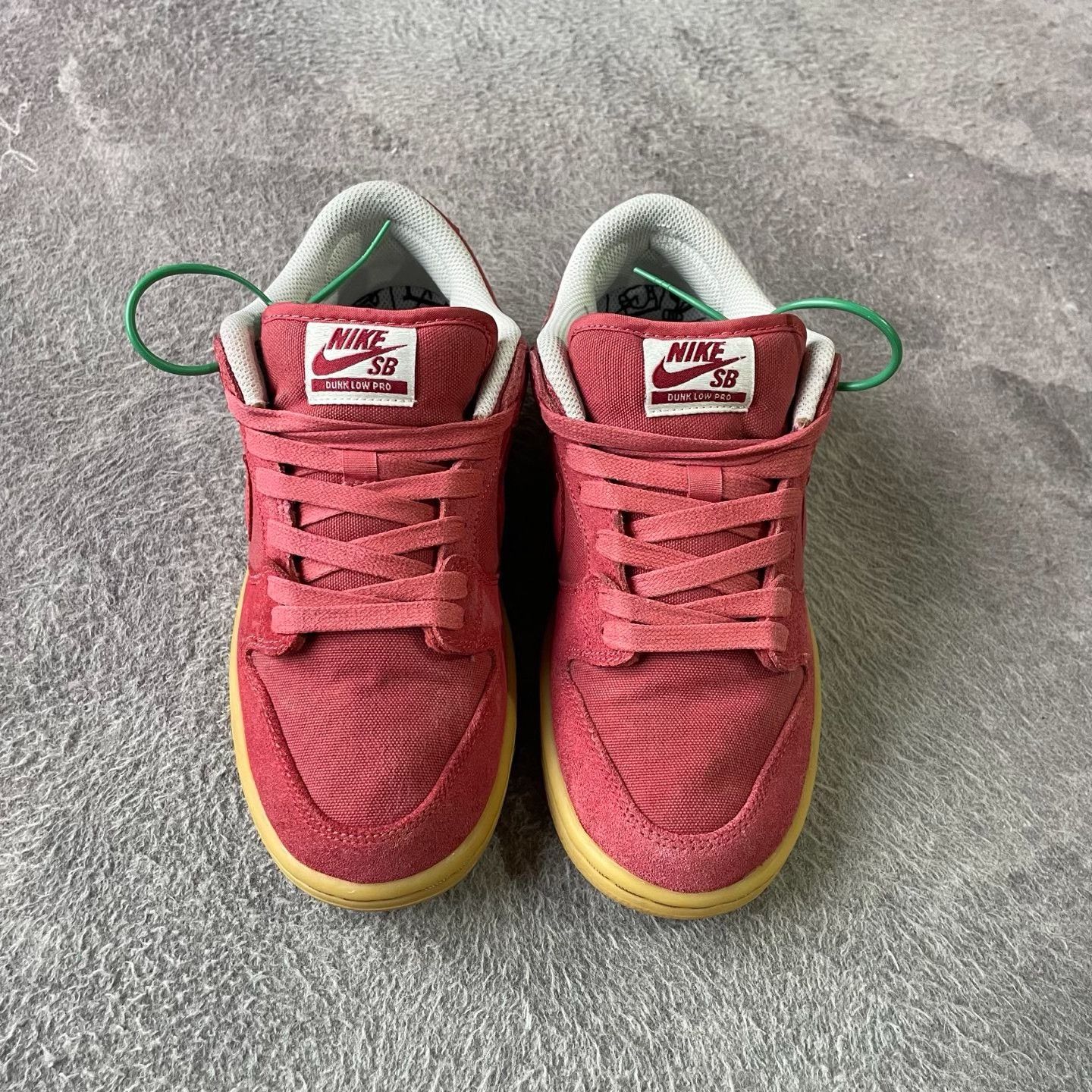 Nike Nike Red Lowtop Sneakers 39 Men Size US 6.5 / EU 39-40 - 2 Thumbnail
