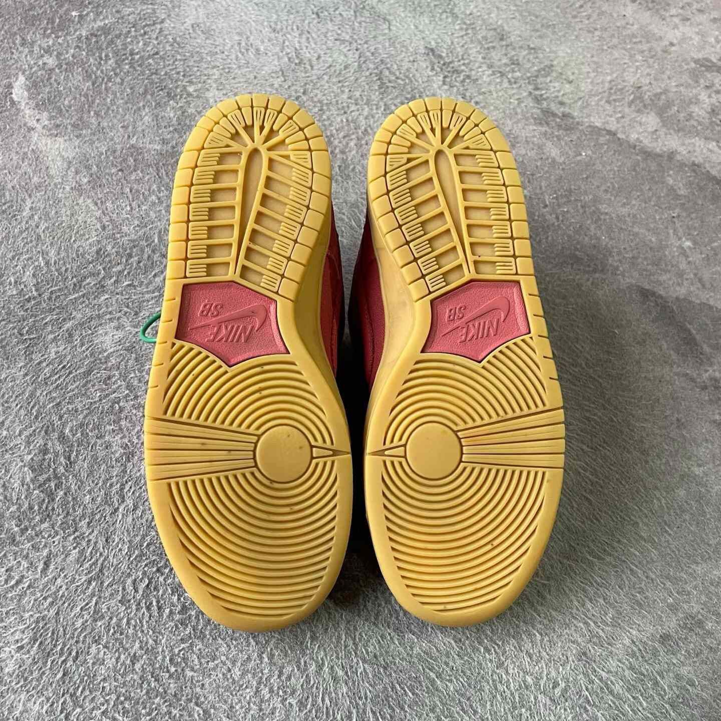 Nike Nike Red Lowtop Sneakers 39 Men Size US 6.5 / EU 39-40 - 4 Thumbnail