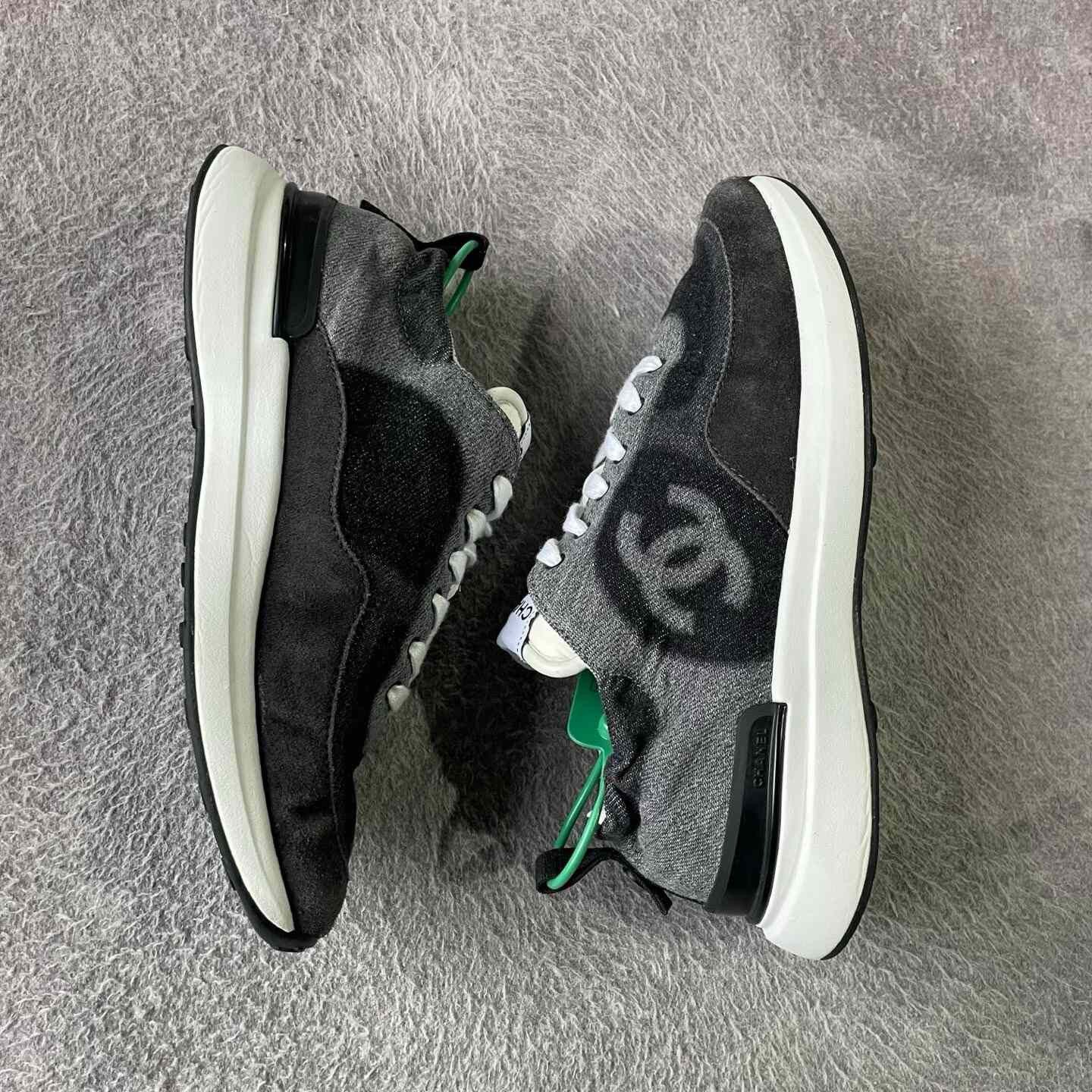 Chanel Chanel Black Lowtop Sneakers 36 Women Size US 6 / IT 36 - 7 Thumbnail