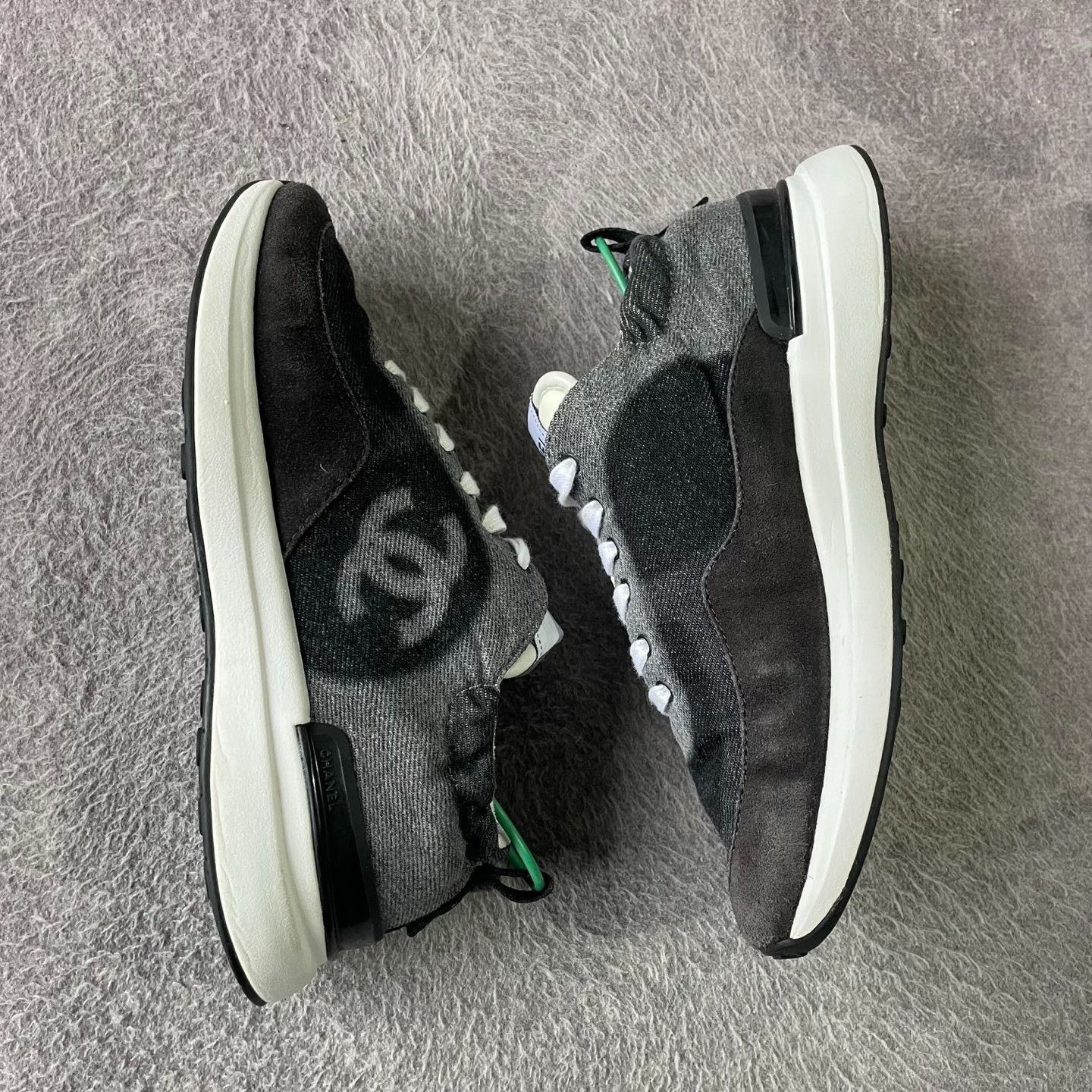 Chanel Chanel Black Lowtop Sneakers 36 Women Size US 6 / IT 36 - 6 Thumbnail