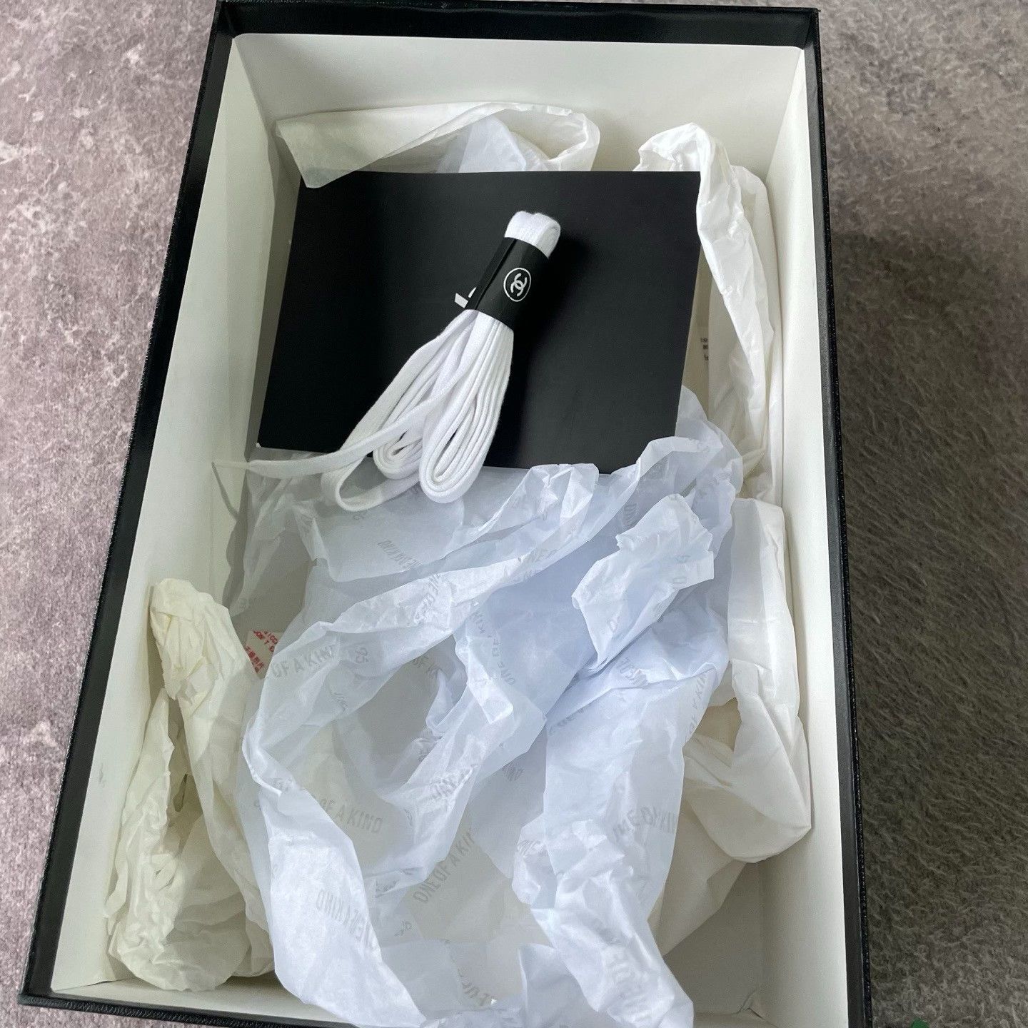 Chanel Chanel Black Lowtop Sneakers 36 Women Size US 6 / IT 36 - 8 Thumbnail