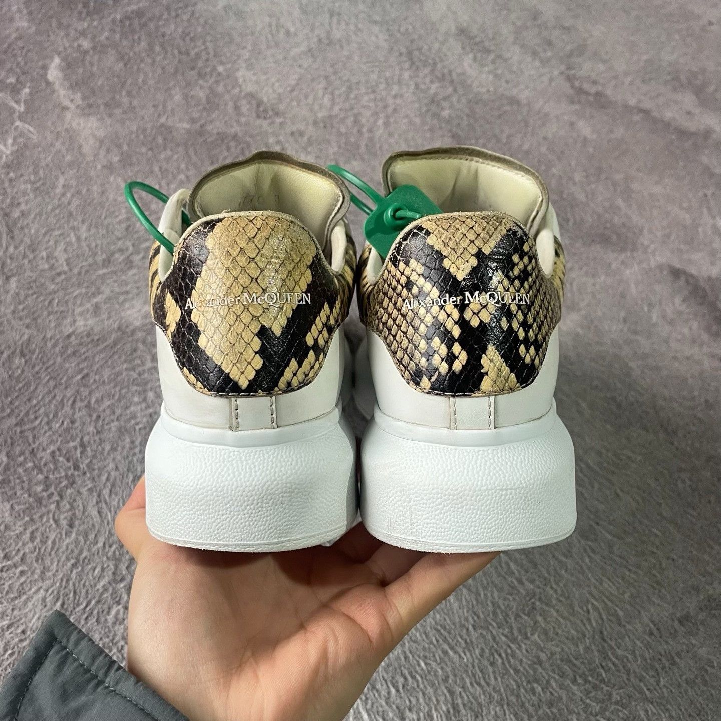 Alexander McQueen Alexander McQueen Animal Print White Lowtop Sneakers Women Size US 5 / IT 35 - 3 Thumbnail