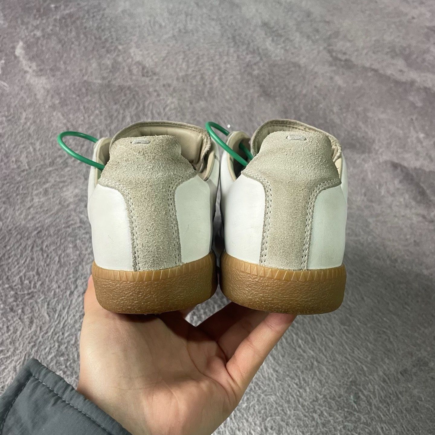 Alexander McQueen Alexander McQueen White Lowtop Sneakers S Women Size US 6 / IT 36 - 3 Thumbnail