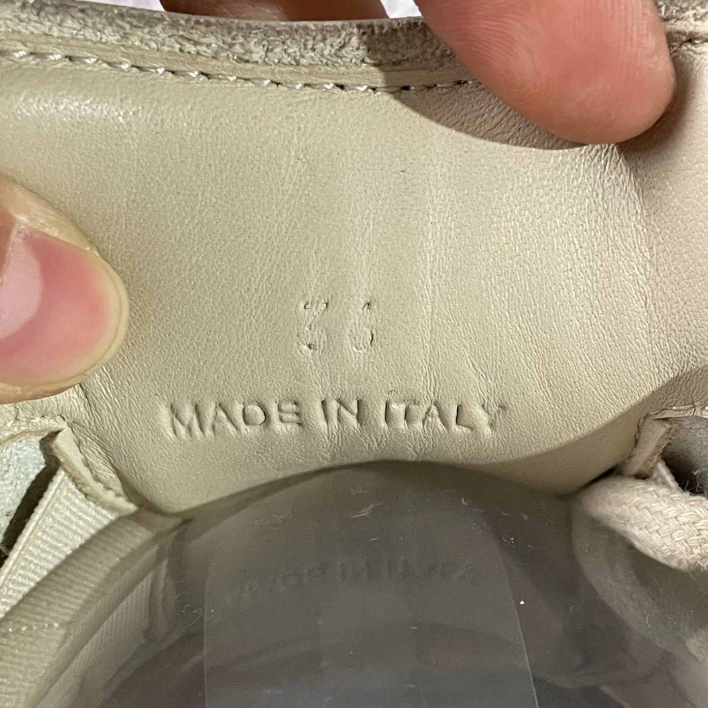 Alexander McQueen Alexander McQueen White Lowtop Sneakers S Women Size US 6 / IT 36 - 5 Thumbnail