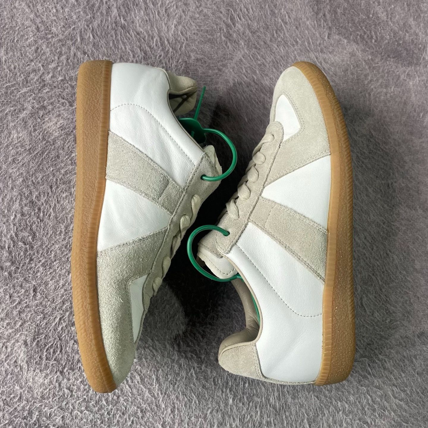 Bally Bally White Lowtop Sneakers S Women Size US 6 / IT 36 - 8 Thumbnail