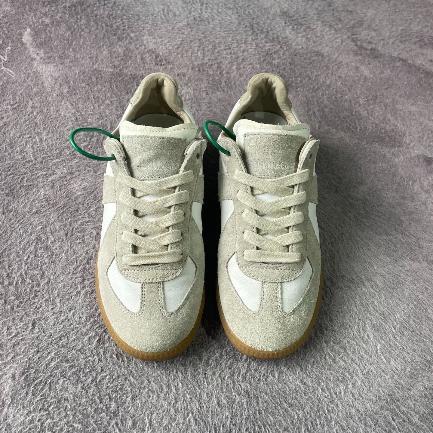Bally Bally White Lowtop Sneakers S Women Size US 6 / IT 36 - 2 Thumbnail
