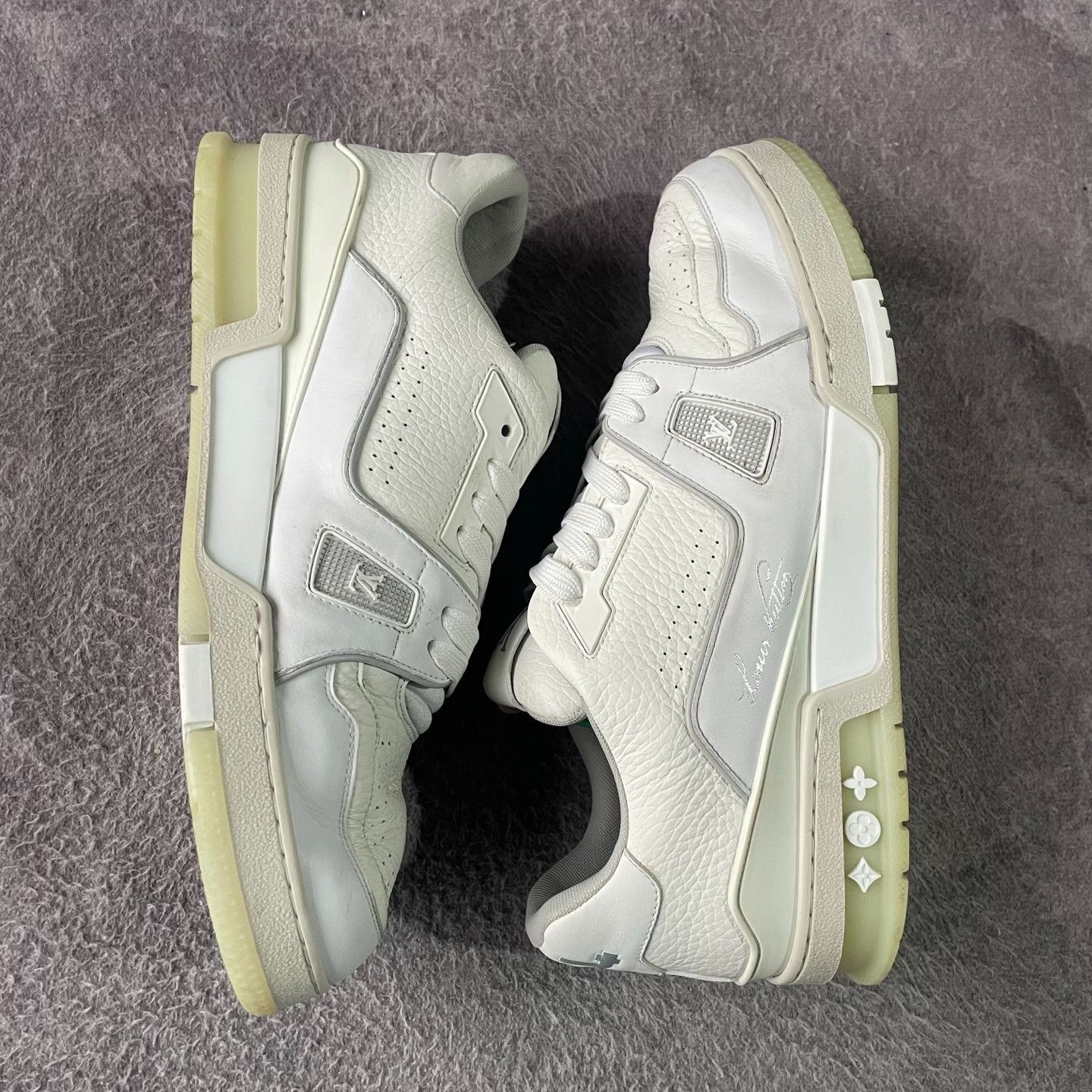 Louis Vuitton Louis Vuitton Training White Lowtop Sneakers 43 Men Size US 10 / EU 43 - 7 Thumbnail