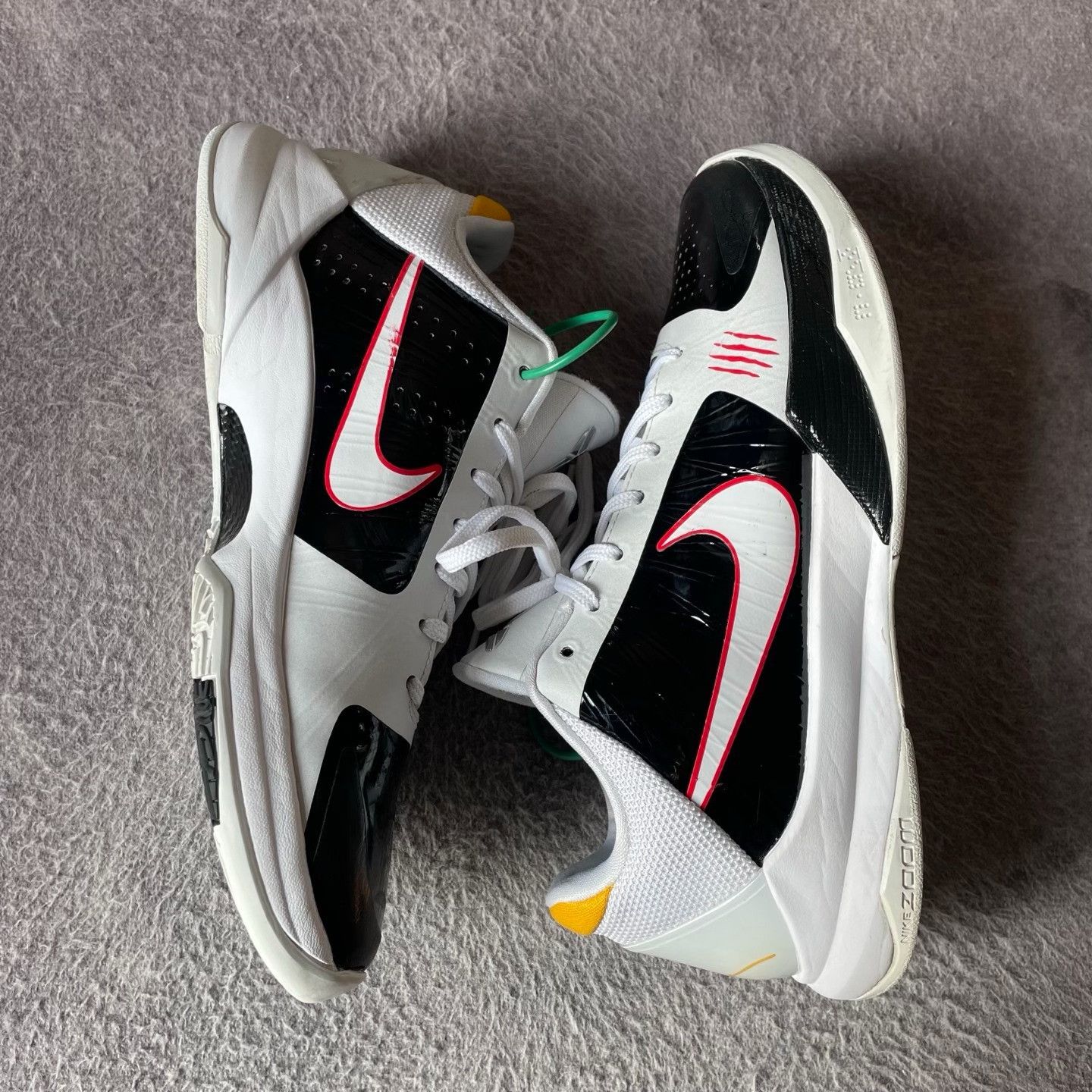 Other Yellow Lowtop Sneakers 42 Men Size US 9 / EU 42 - 8 Thumbnail
