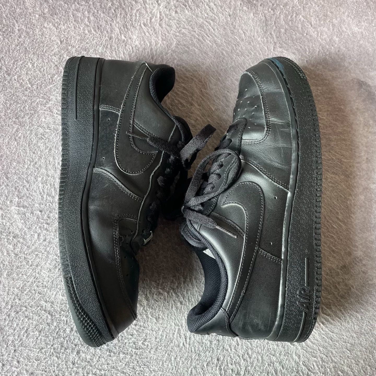 Adidas Adidas Black Lowtop Sneakers 43 Men Size US 10 / EU 43 - 7 Thumbnail