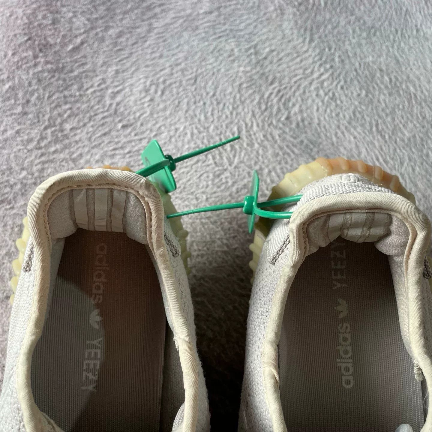 Yeezy Yeezy Lowtop Sneakers 42 Men Size US 9 / EU 42 - 8 Thumbnail