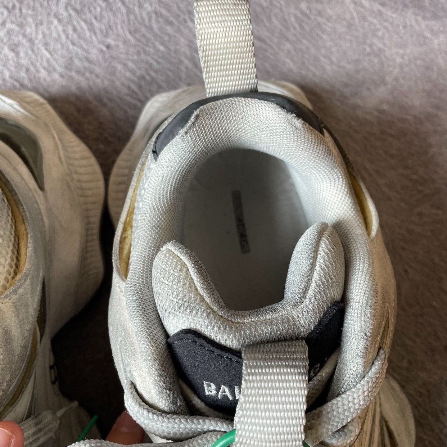 Balenciaga Balenciaga Cargo White Lowtop Sneakers 43 Men Size US 10 / EU 43 - 8 Thumbnail