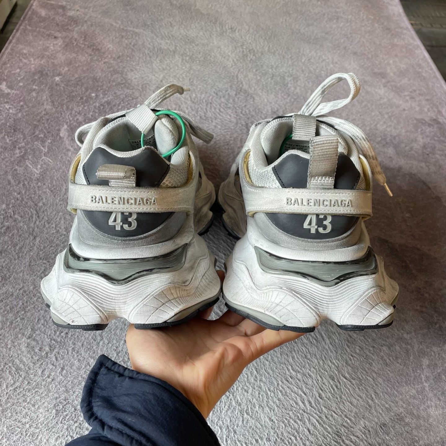 Balenciaga Balenciaga Cargo White Lowtop Sneakers 43 Men Size US 10 / EU 43 - 3 Thumbnail