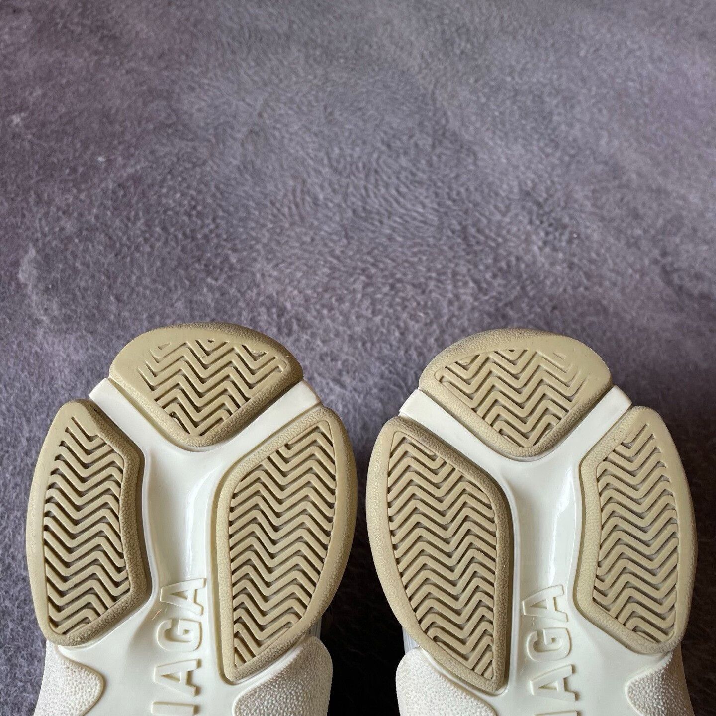 Gucci Gucci Brown Lowtop Sneakers S Women Size US 6 / IT 36 - 5 Thumbnail