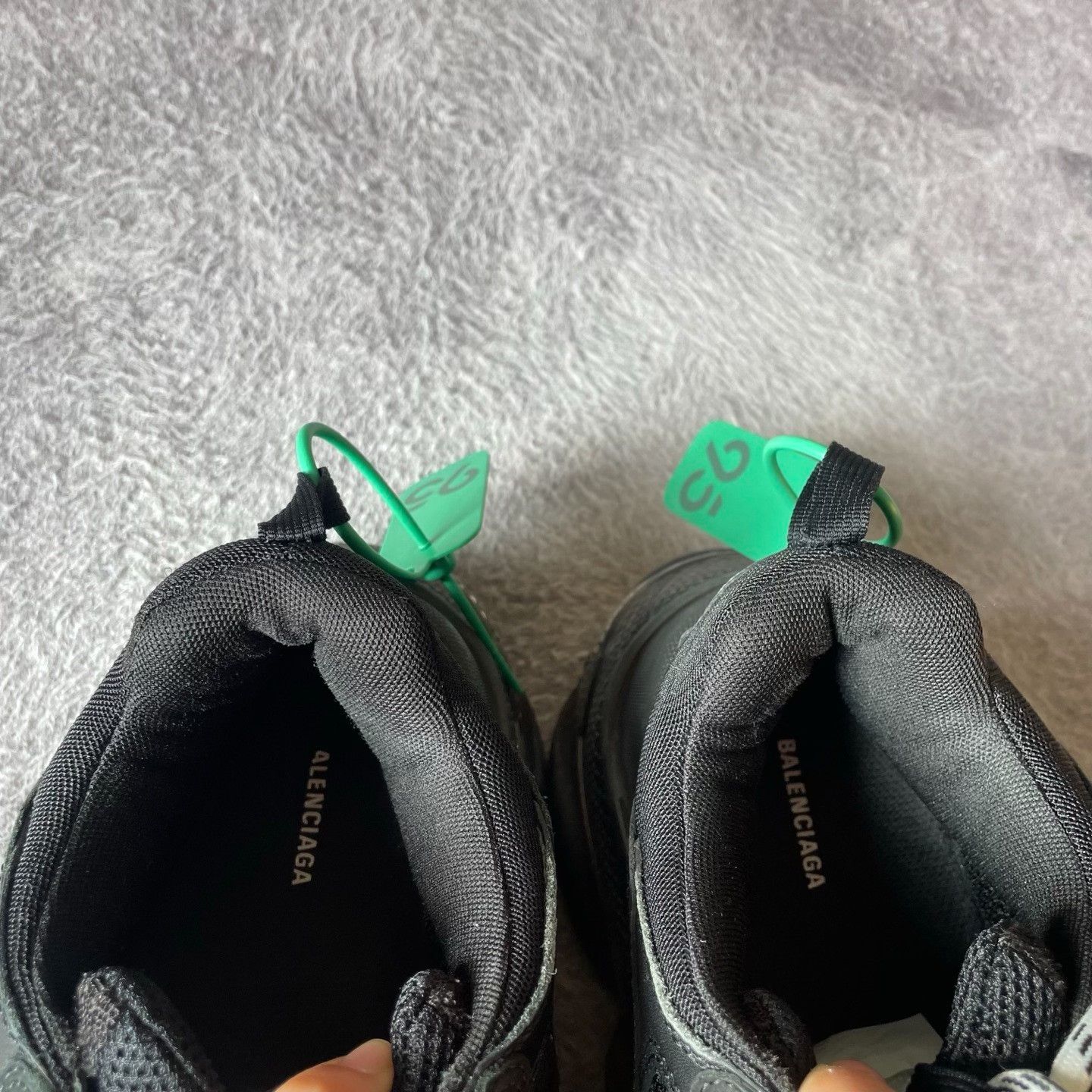 Balenciaga Balenciaga Black Lowtop Sneakers S Men Size US 10 / EU 43 - 8 Thumbnail