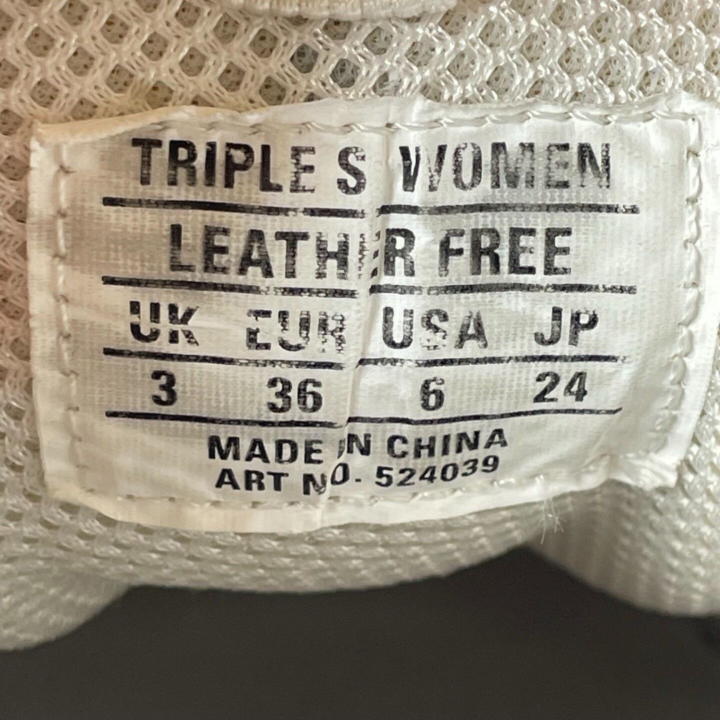 Balenciaga Balenciaga White Lowtop Sneakers S Women Size US 6 / IT 36 - 5 Thumbnail