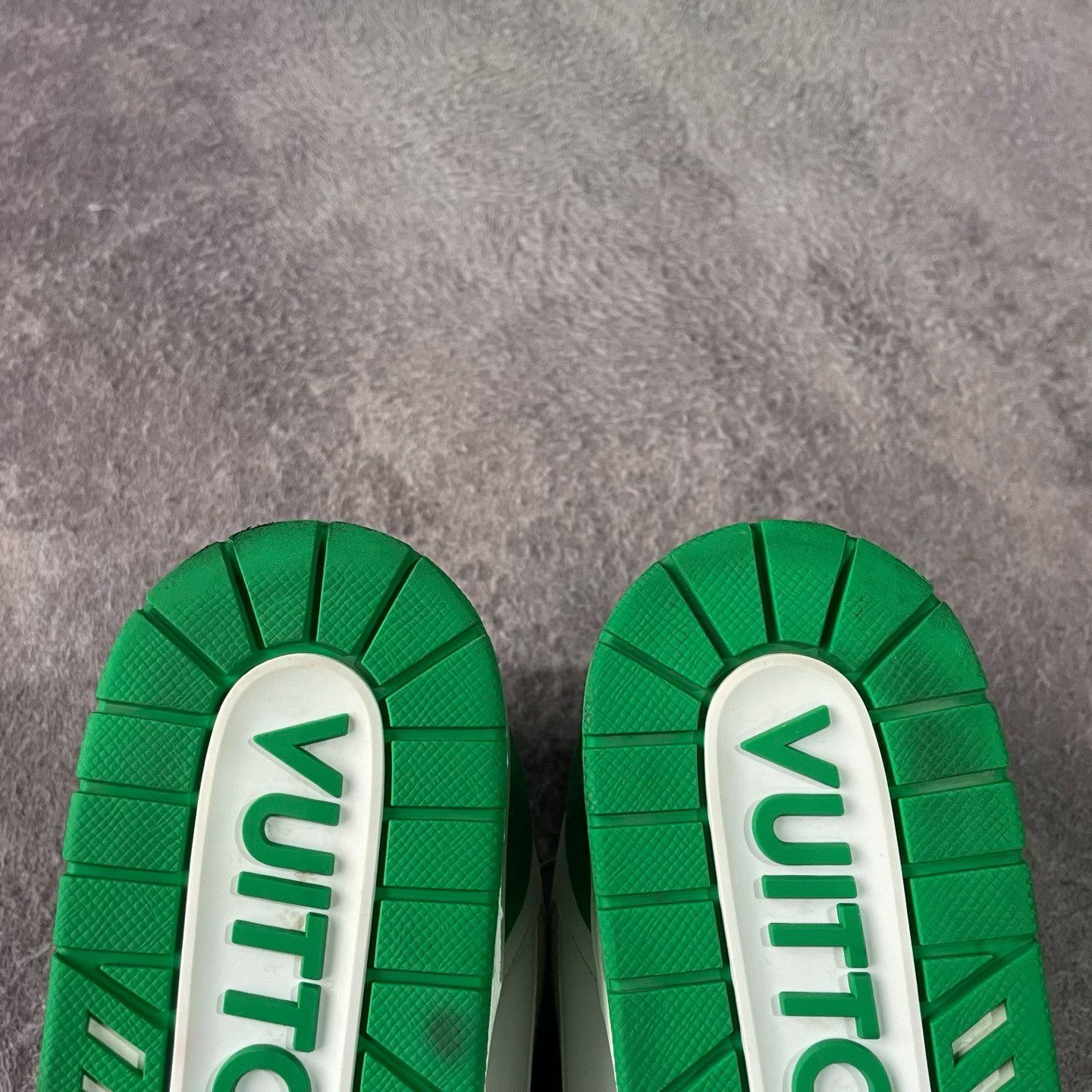 Louis Vuitton Louis Vuitton Training Green Lowtop Sneakers 43 Men Size US 10 / EU 43 - 5 Thumbnail