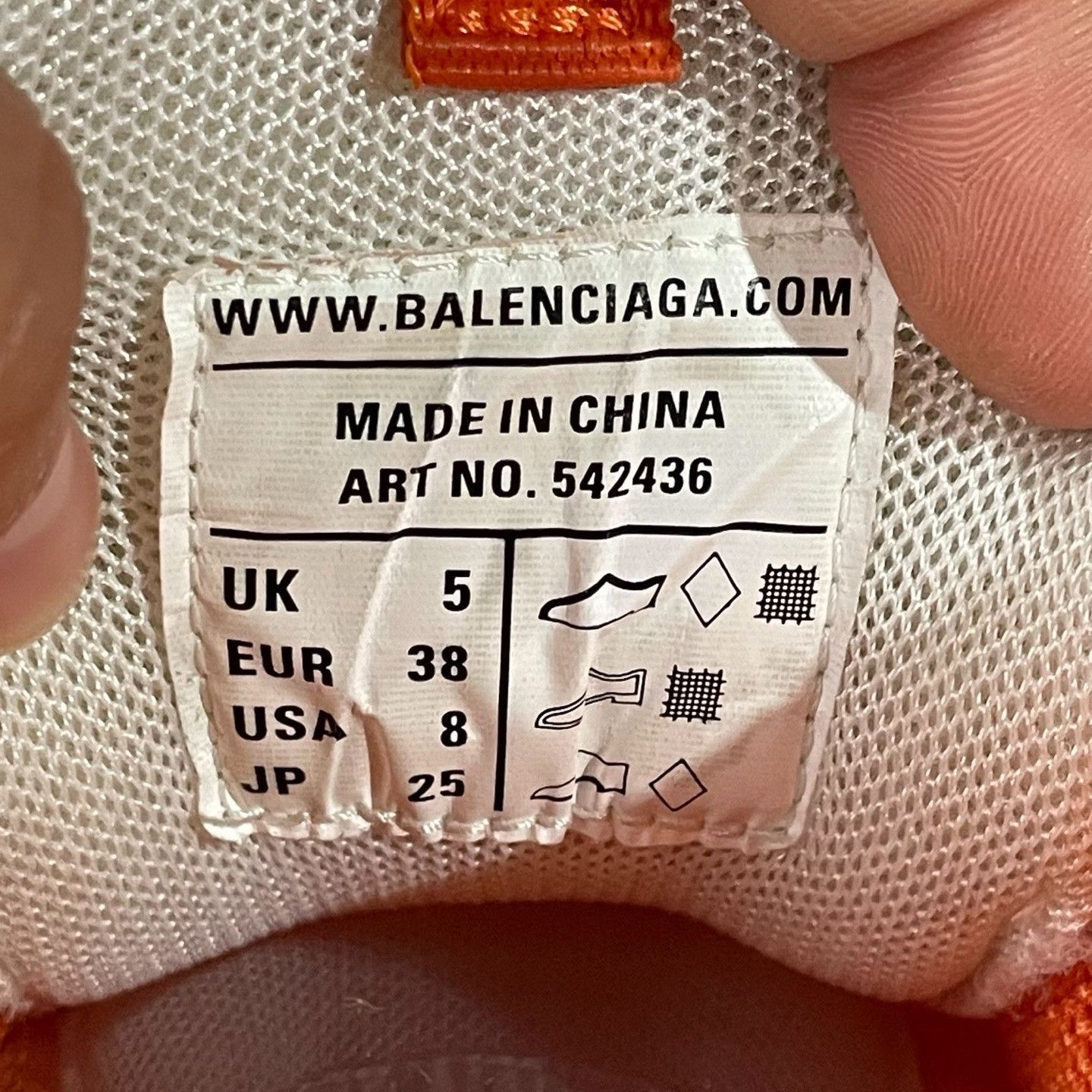 Balenciaga Balenciaga White Lowtop Sneakers 38 Women Size US 7.5 / IT 37.5 - 6 Thumbnail